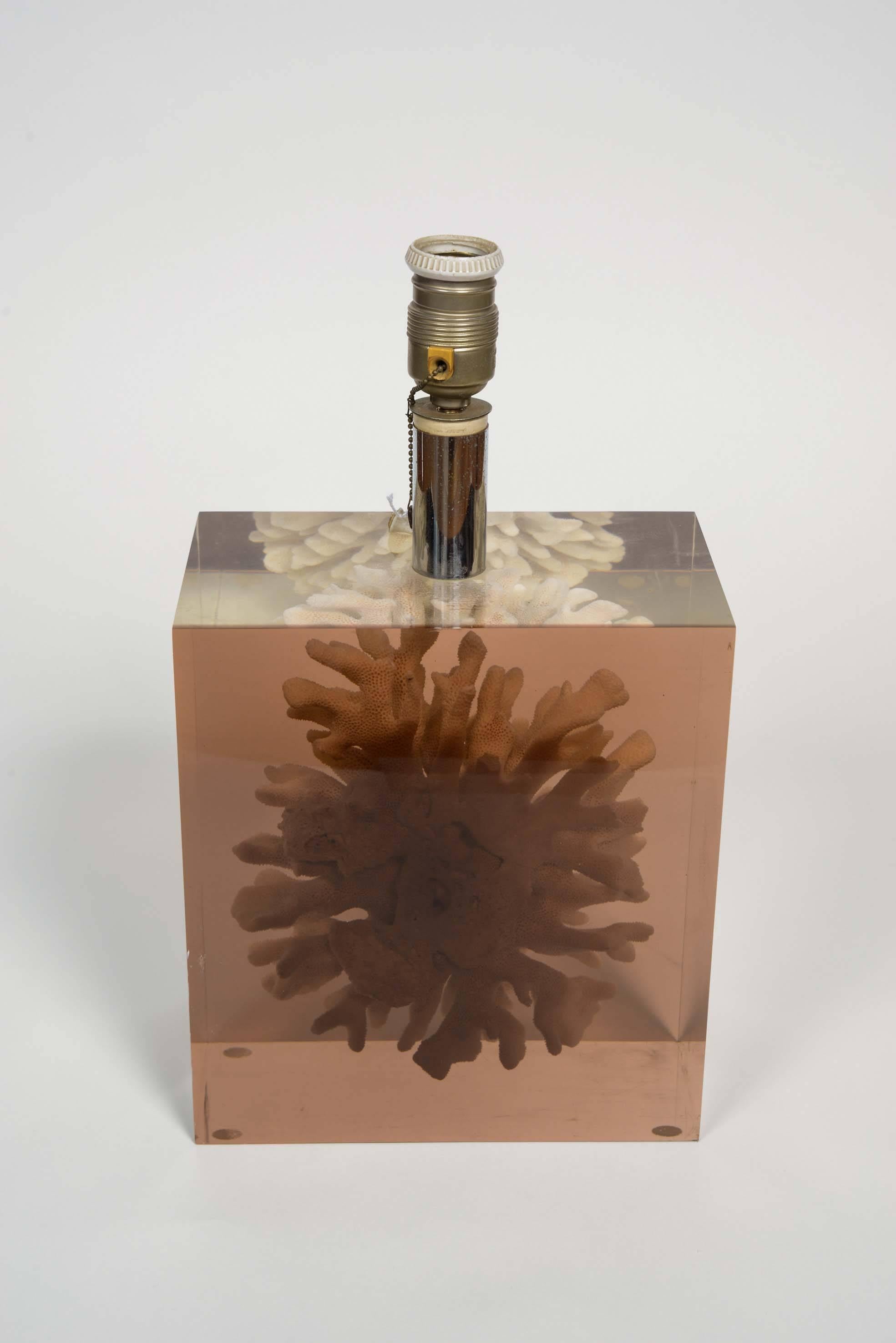 Very Nice Resin and Coral Lamp by Pierre Giraudon In Excellent Condition In Saint-Ouen, IDF