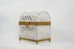 Important Crystal Box