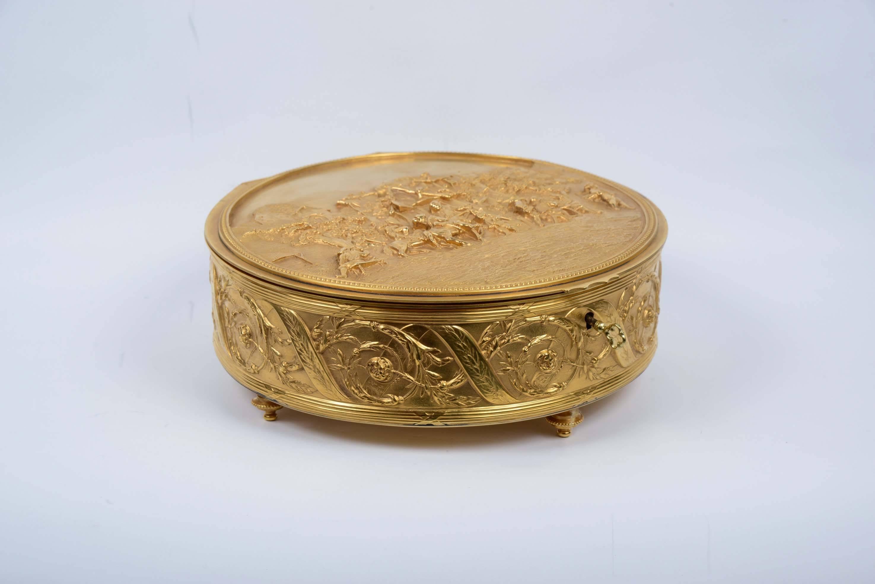 Jewelry box, carved and gilded bronze.
