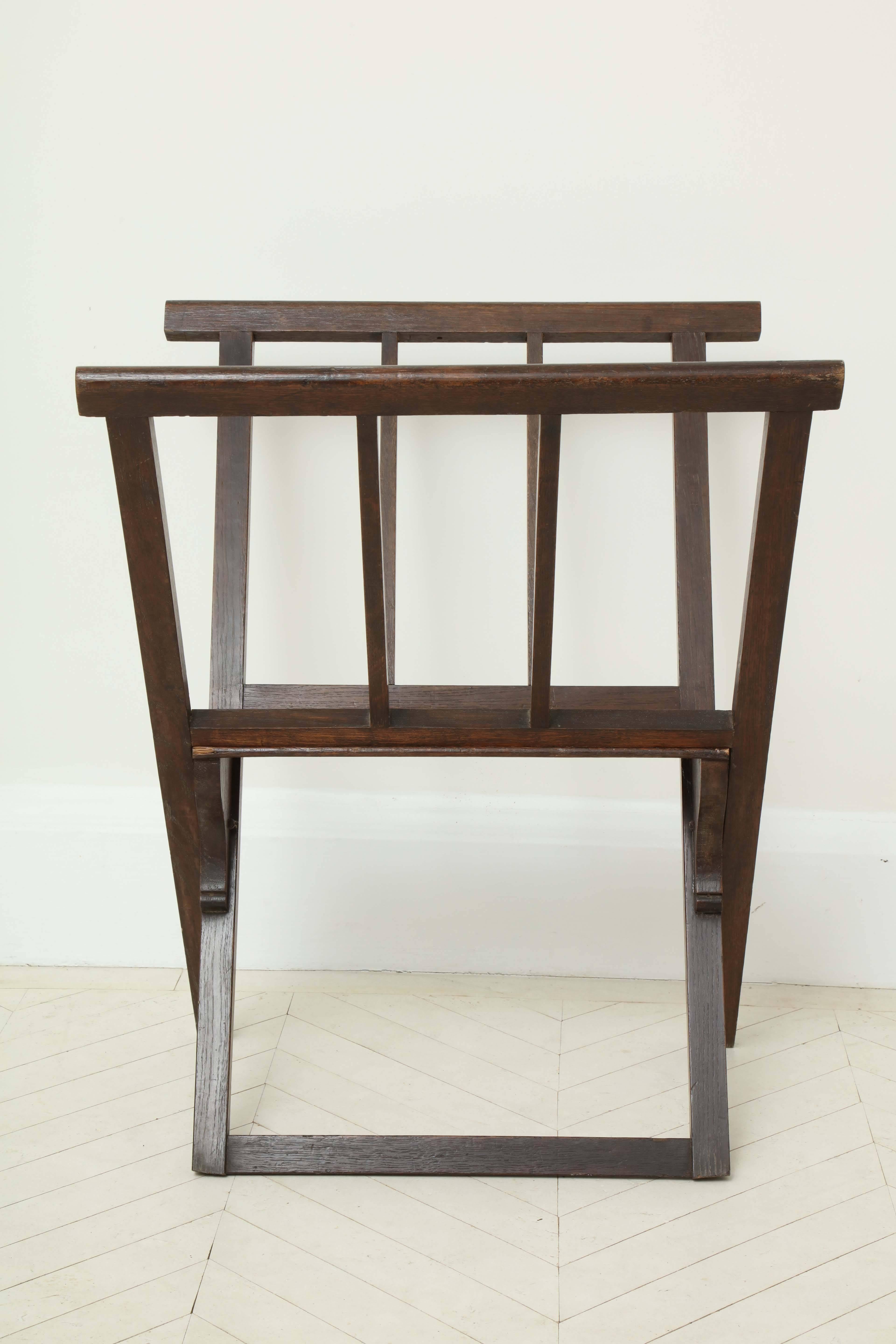 Late 19th Century English Oak Folio Stand In Excellent Condition For Sale In New York, NY