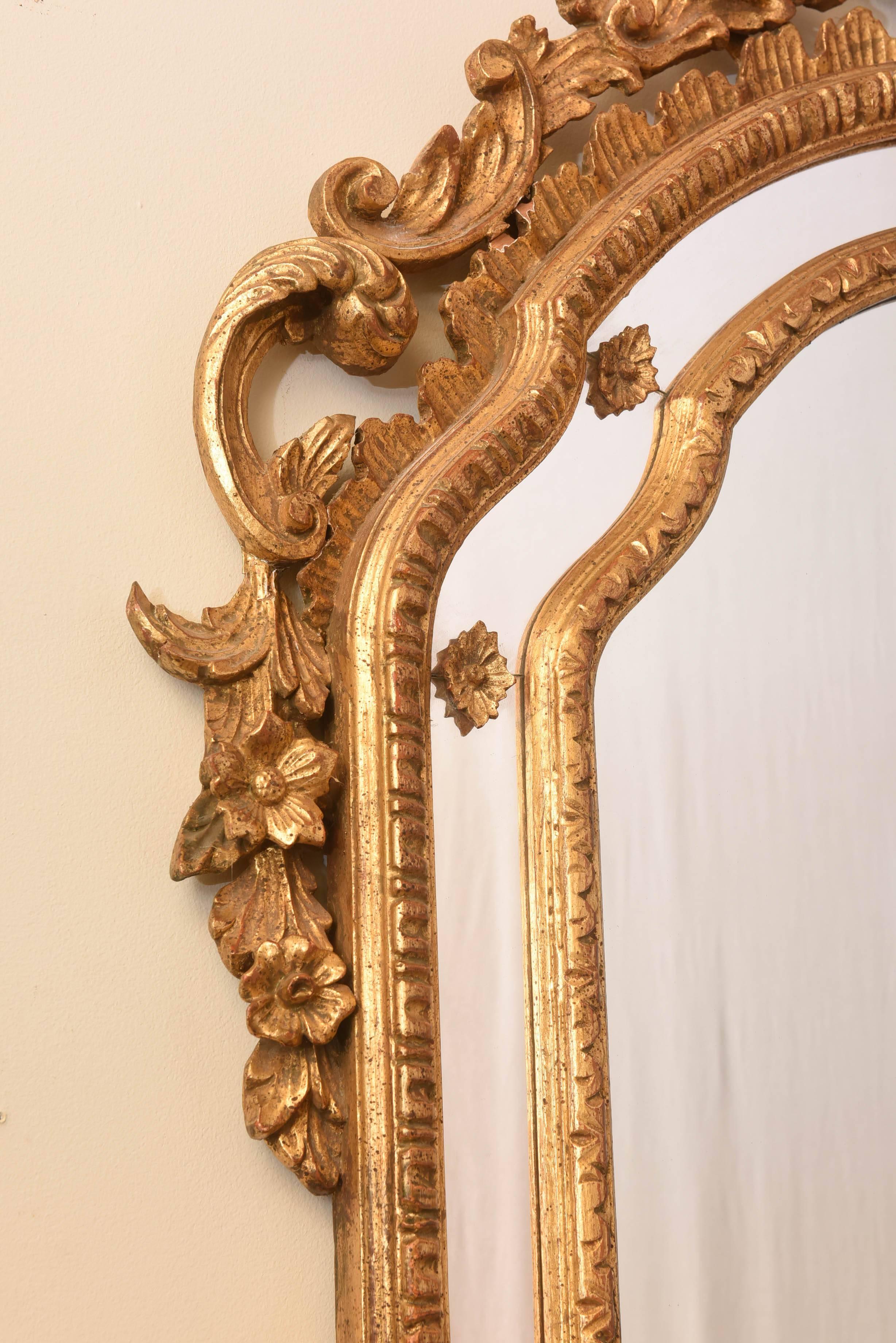 Italian Mirror in Foliate Giltwood Frame, Early 20th Century 1