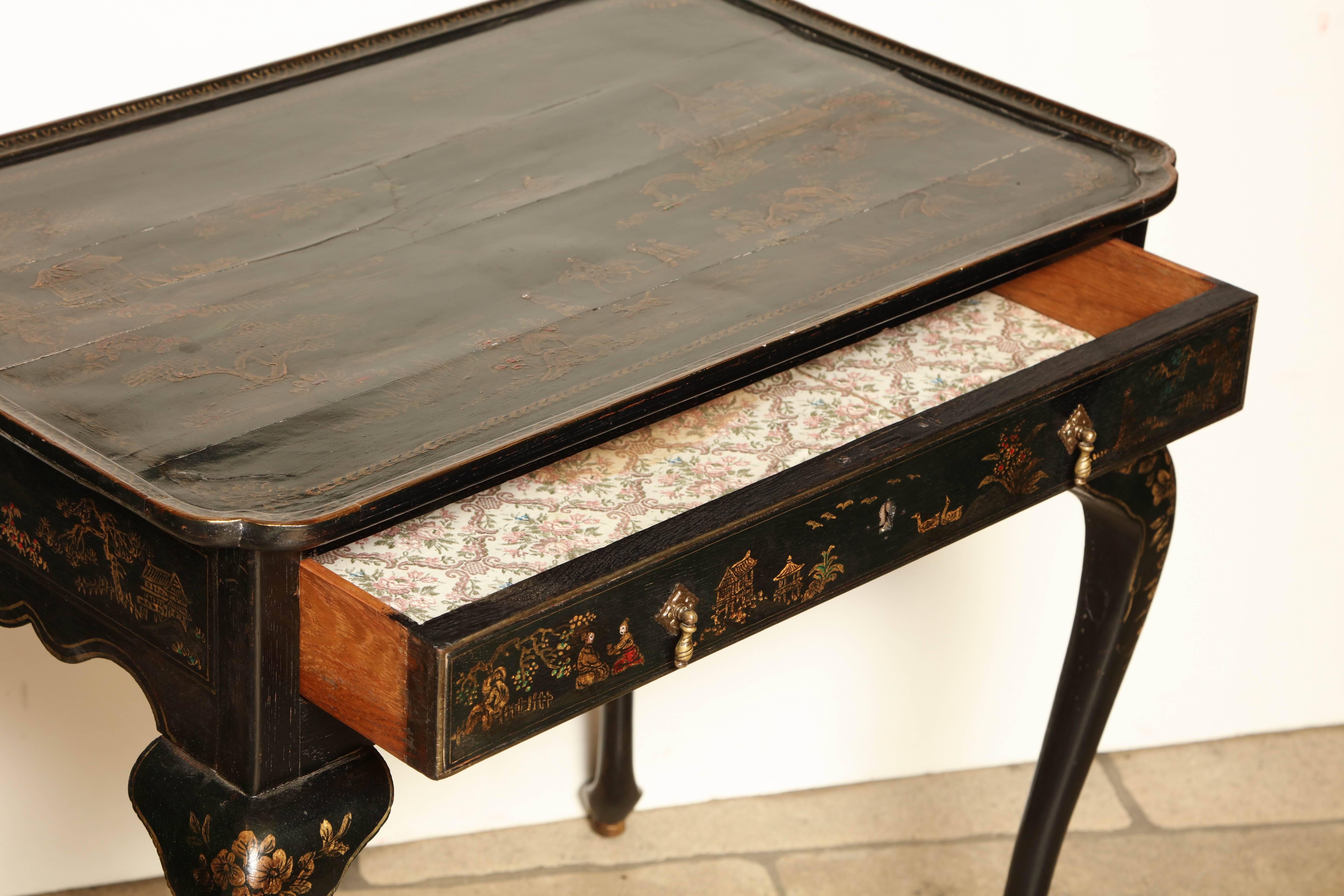 Queen Anne Lacquered Tea Table 2