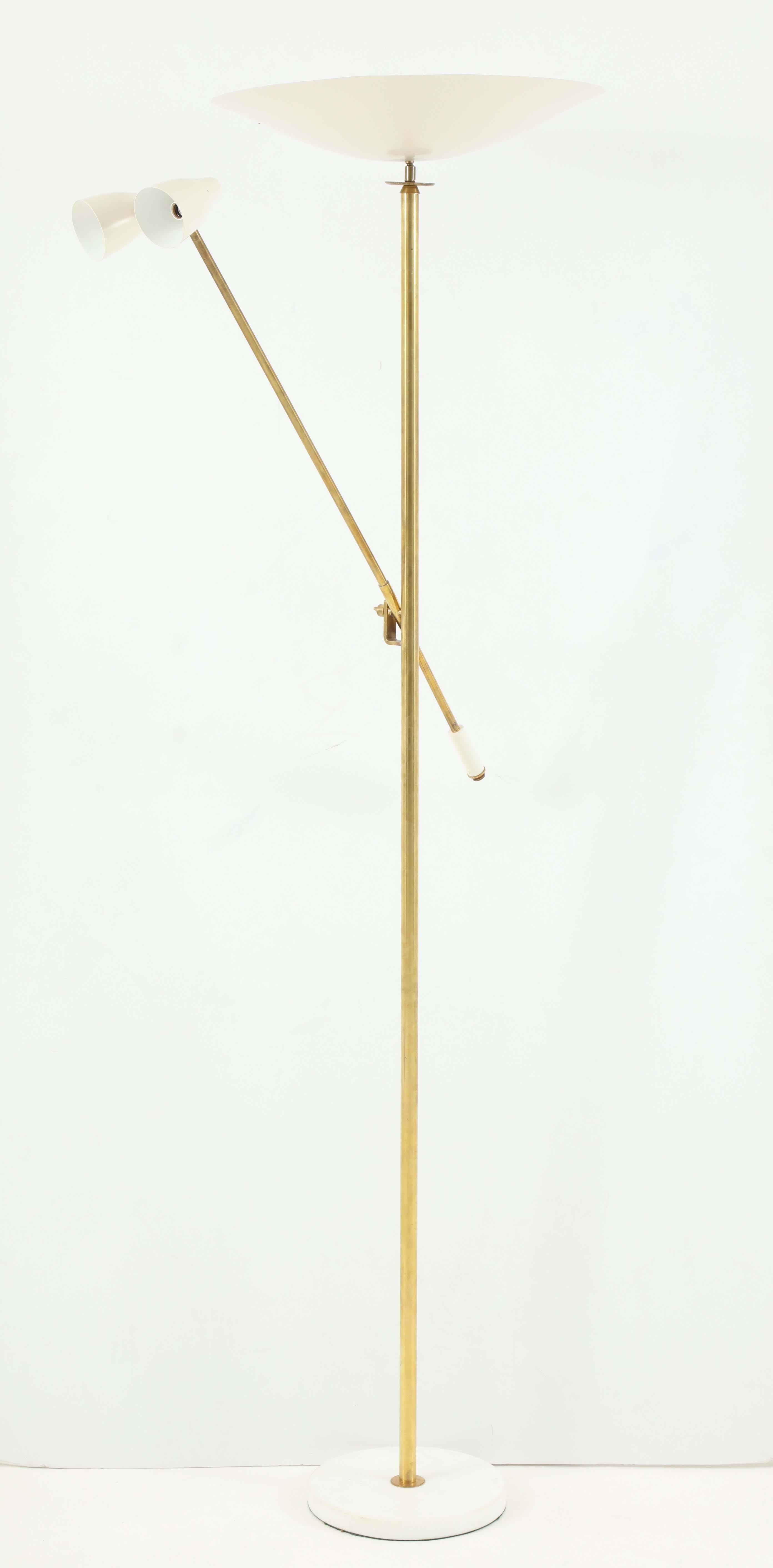 Italian floor lamp with cream lacquered metal shades, brass stem and Carrara marble base.