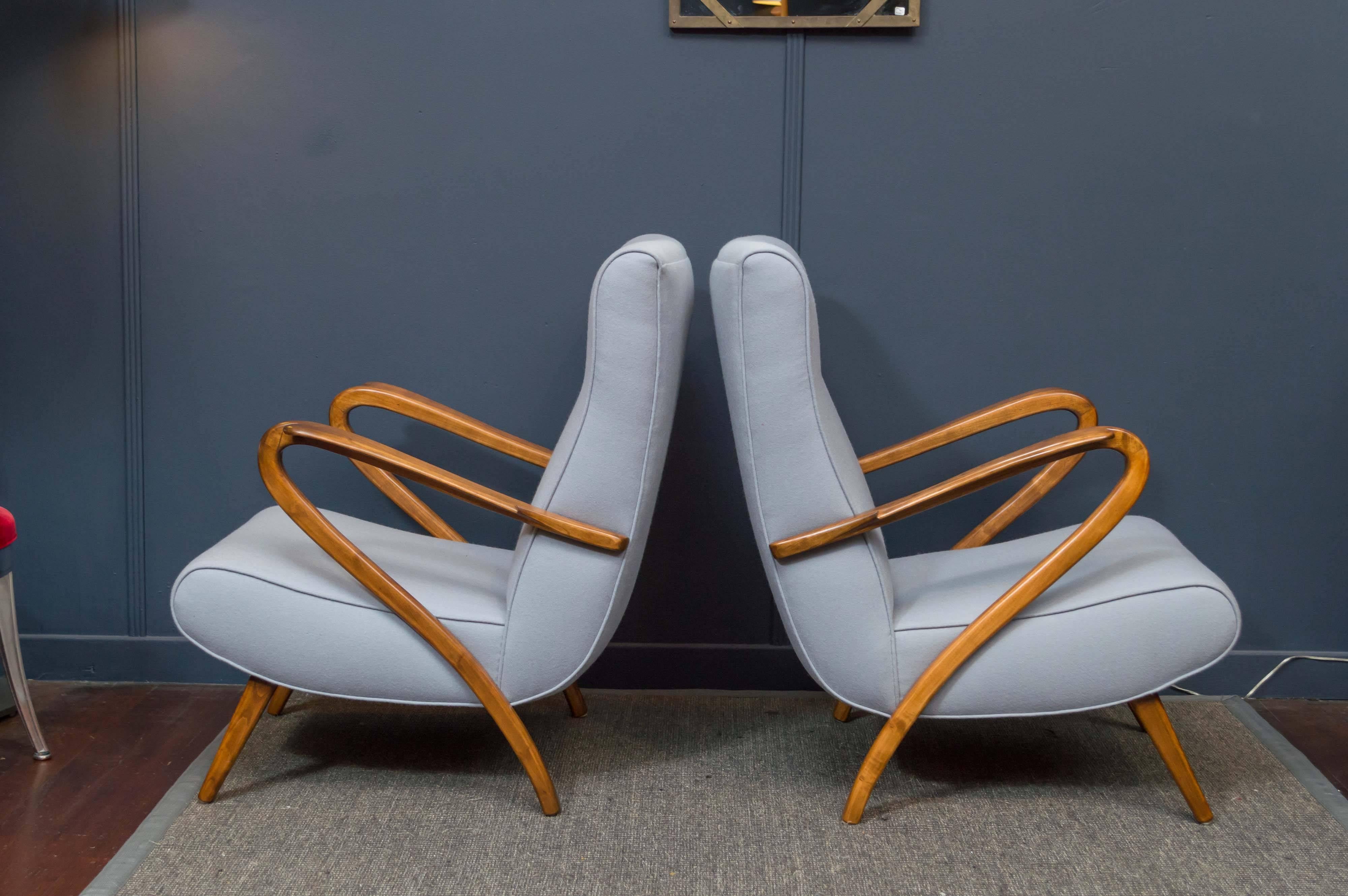 Pair of Italian Lounge Chairs In Excellent Condition In San Francisco, CA