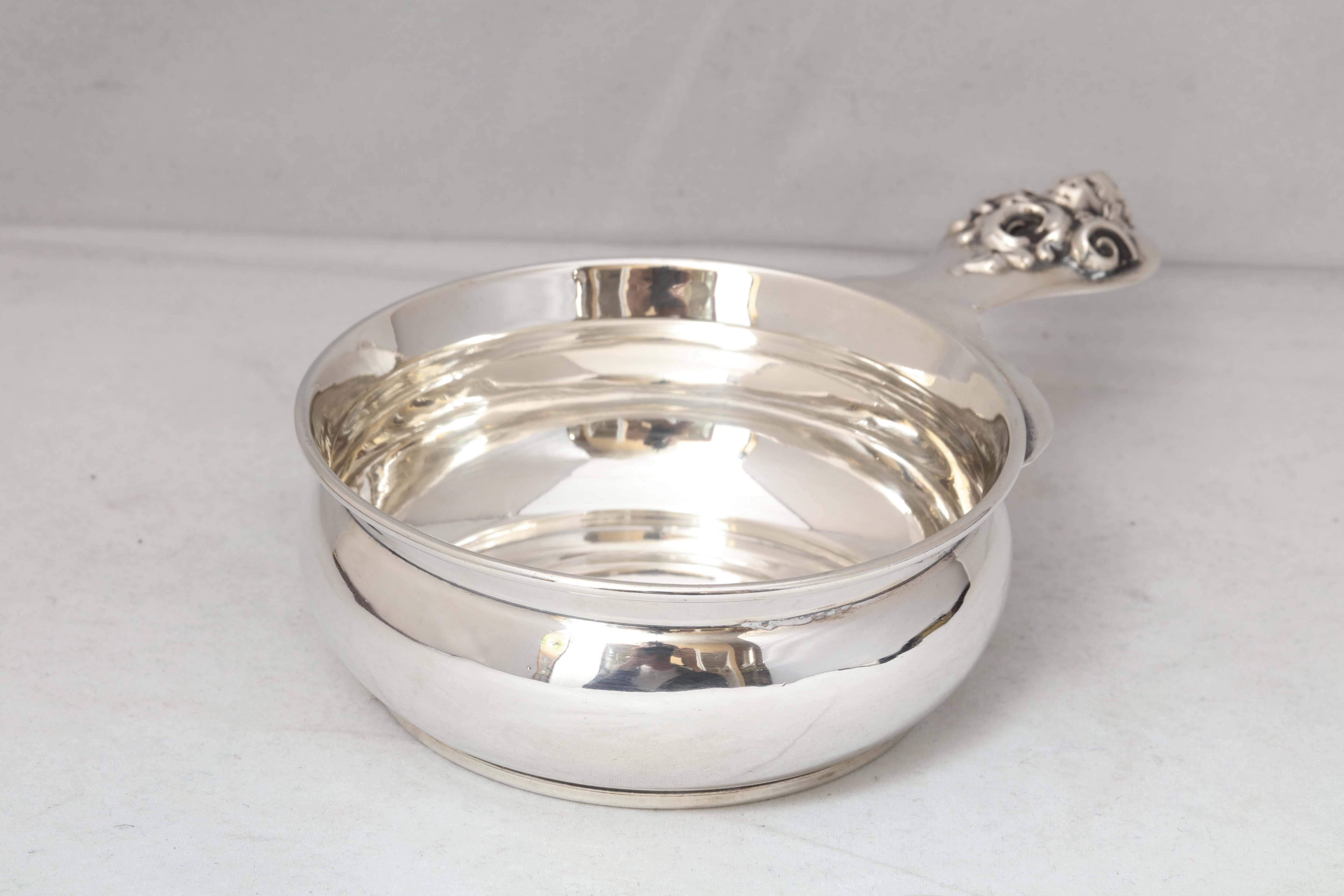 Rare, Art Nouveau, sterling silver porringer. The Mauser Manufacturing Company, New York, circa 1900. Lovely 