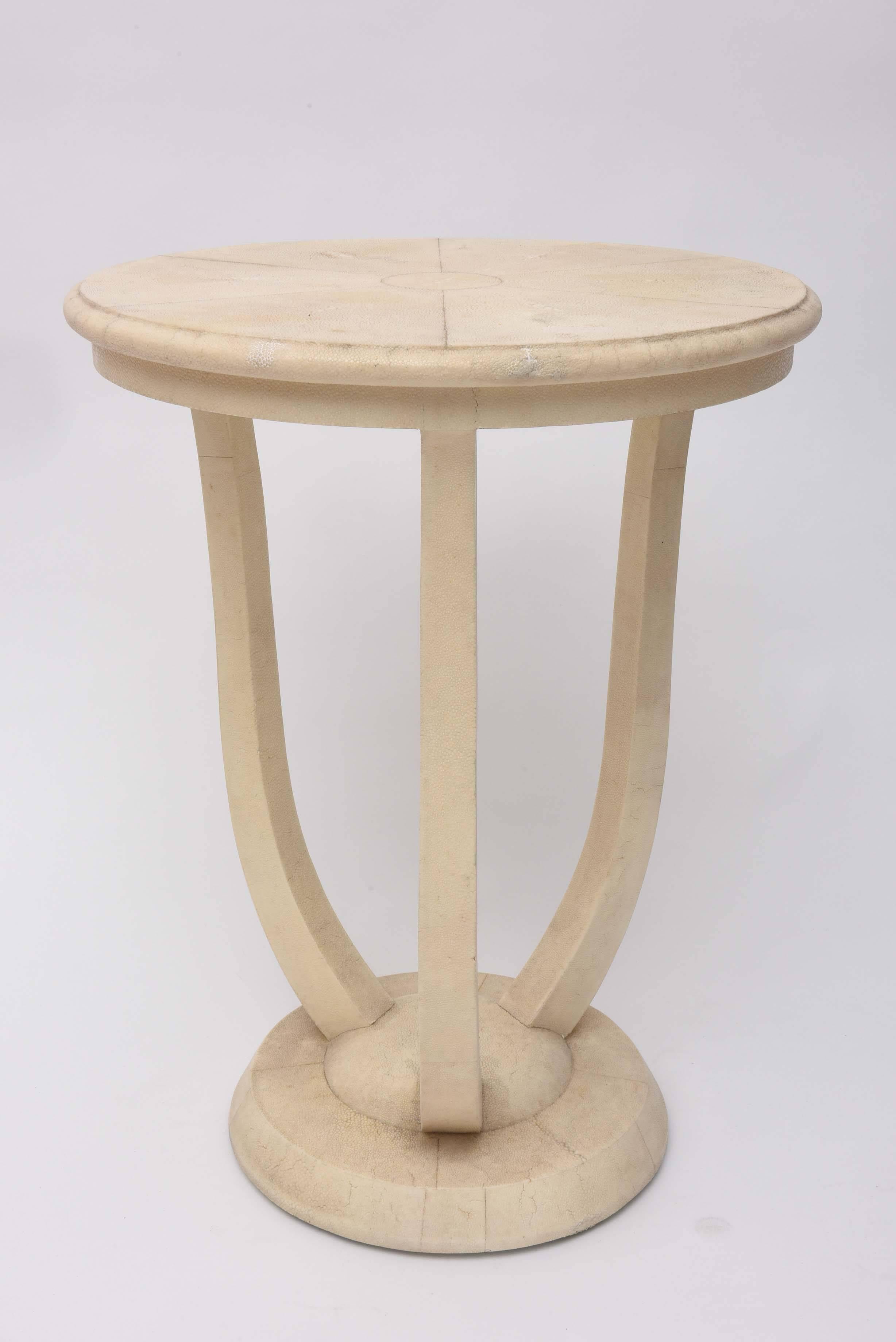 A reinterpretation of a Classic form.
The table exhibits a subtle color and texture.
Label below.