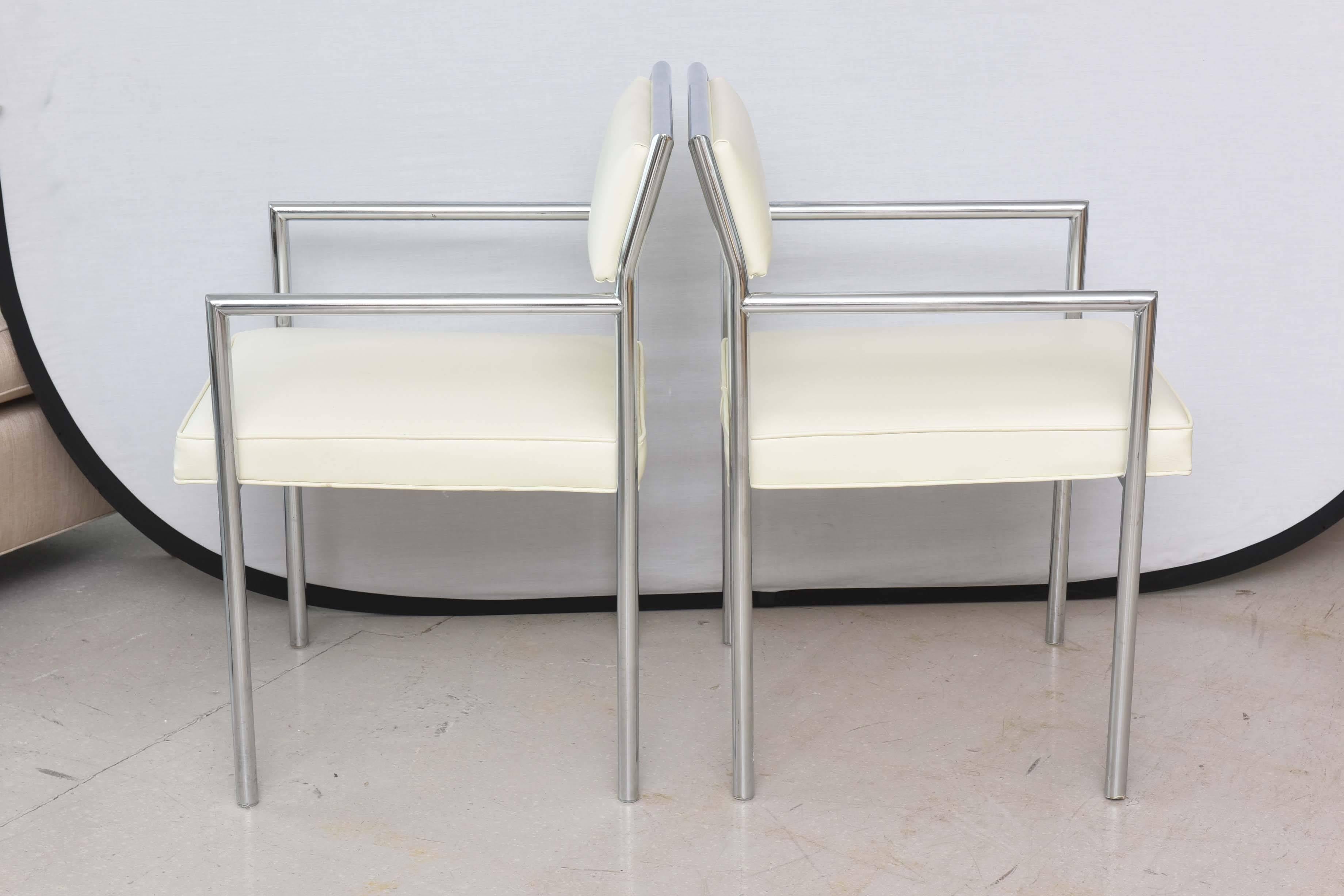 Set of Six Streamline Dining Chairs, DIA In Good Condition In West Palm Beach, FL