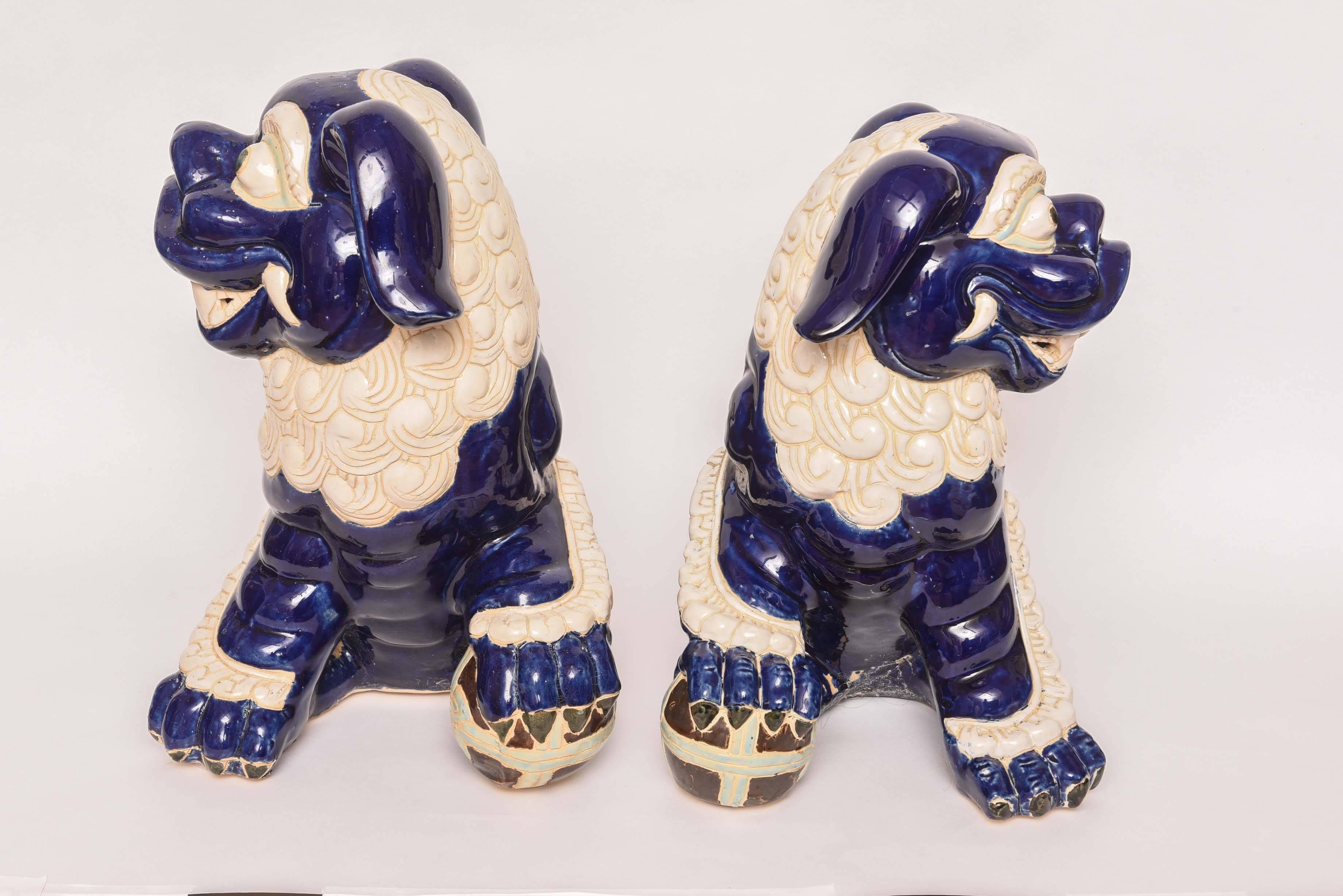 Vintage Chinese Blue and White Foo Dogs 1