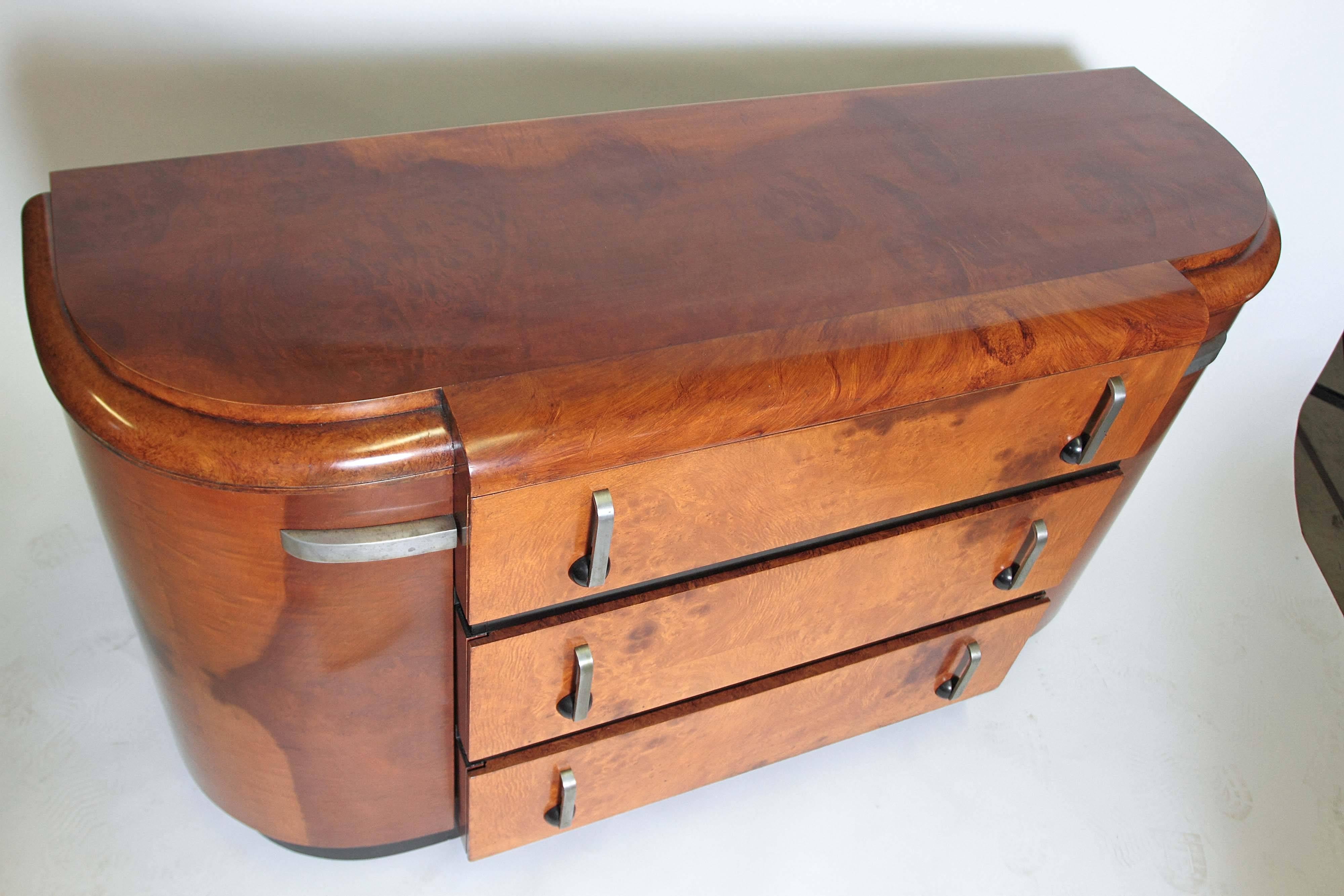 Streamline Two-Tone Burl Original Signed Hastings Art Deco Sideboard 3