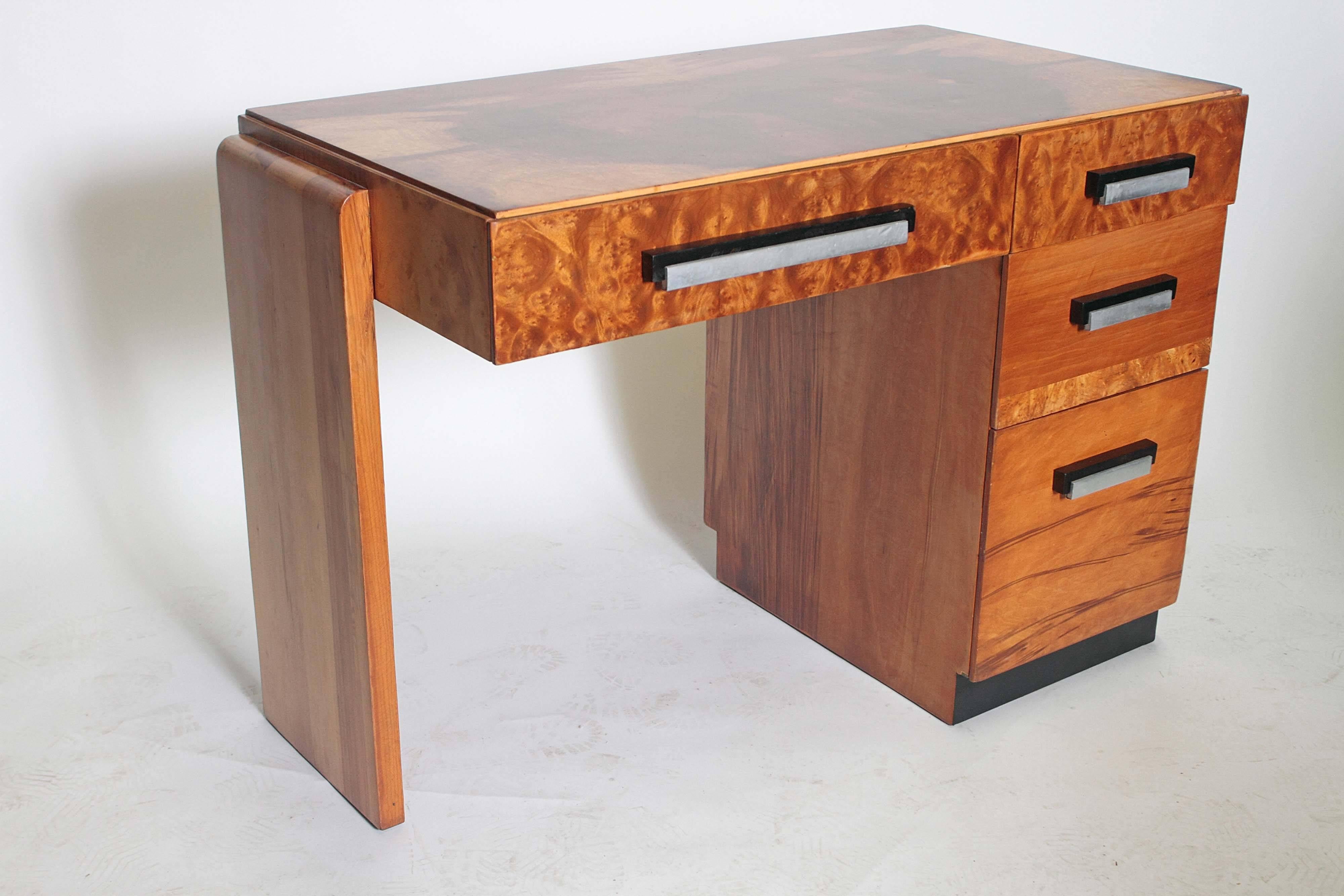 Multiple, Burled and Ebonized Original Hastings Art Deco Desk For Sale 3