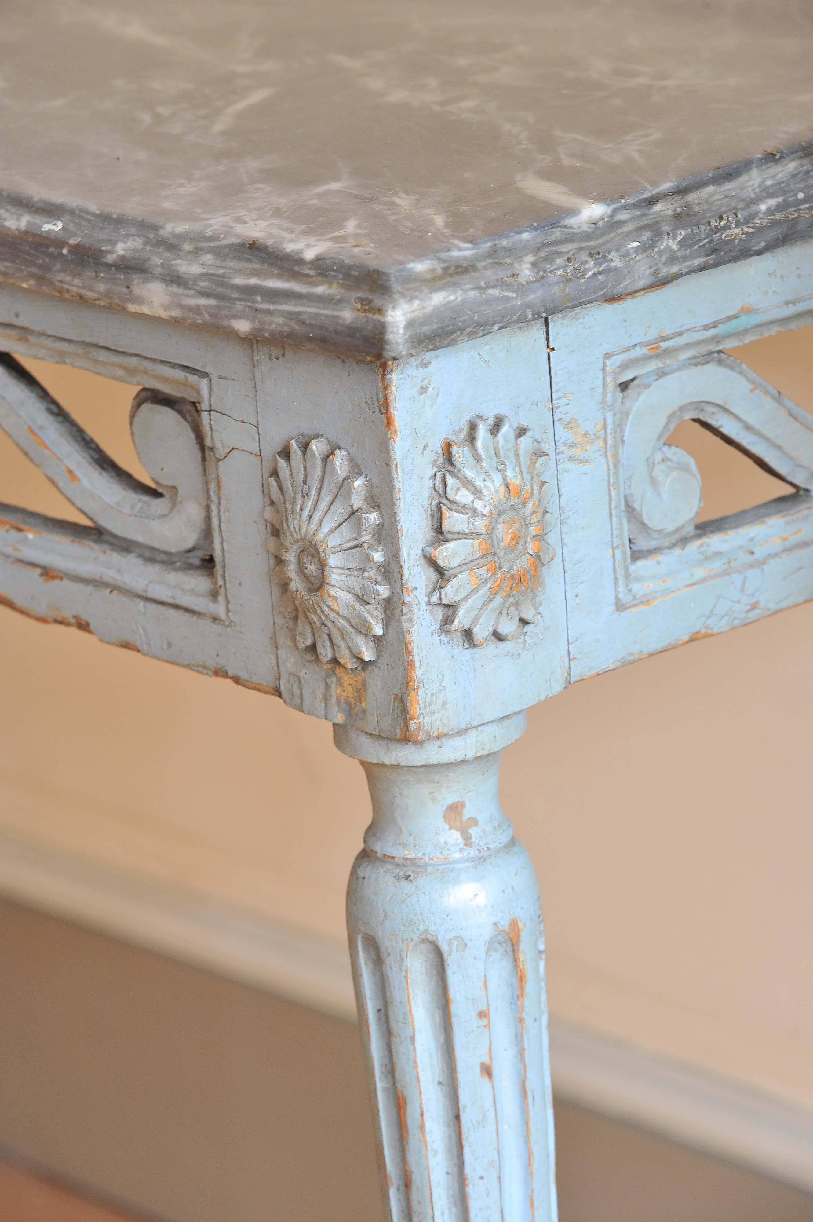 Louis XVI Provincial Console Table In Good Condition For Sale In London, GB