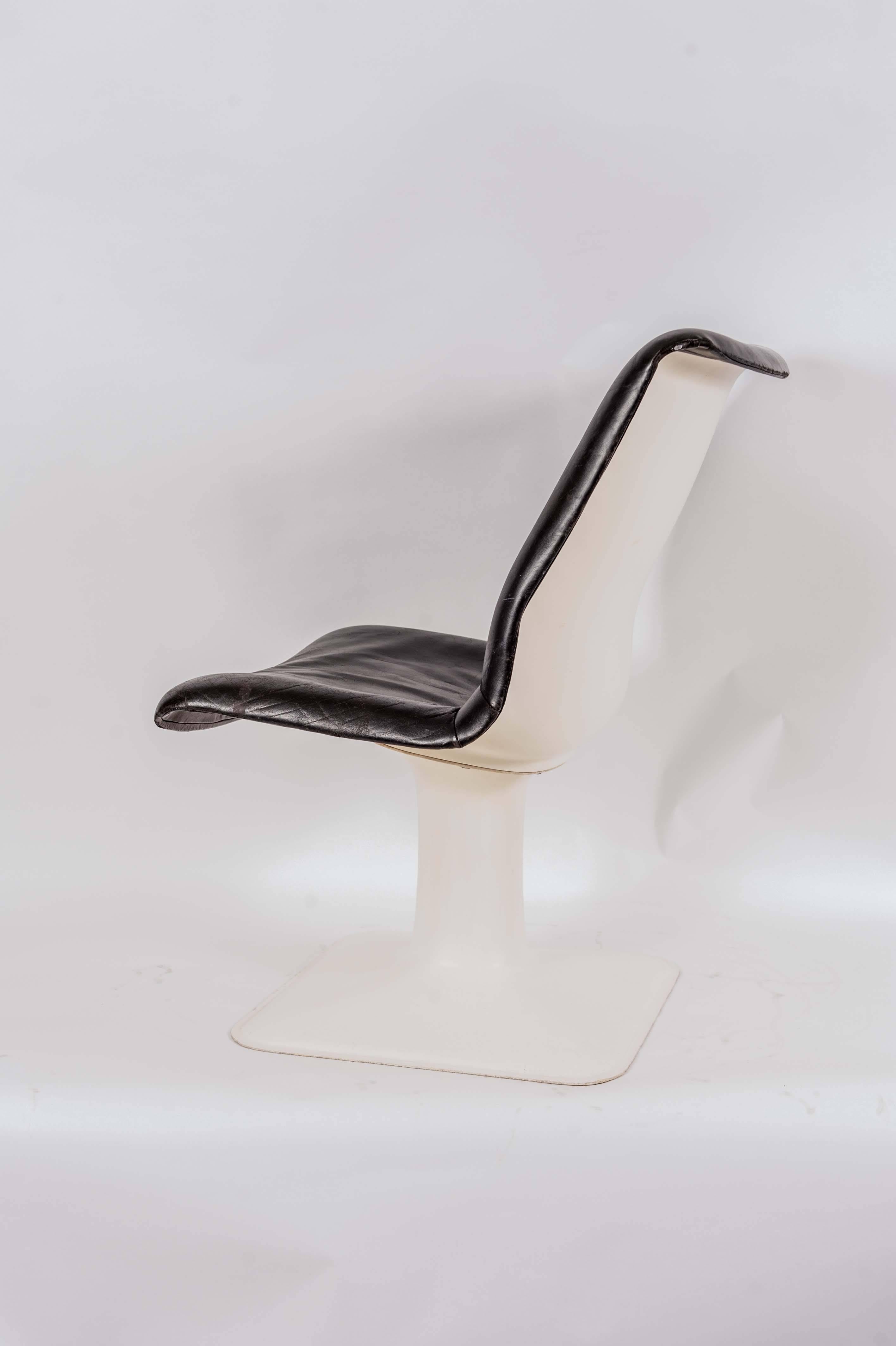 Finnish Yrjö Kukkapuro Chair for Haimi Finland For Sale
