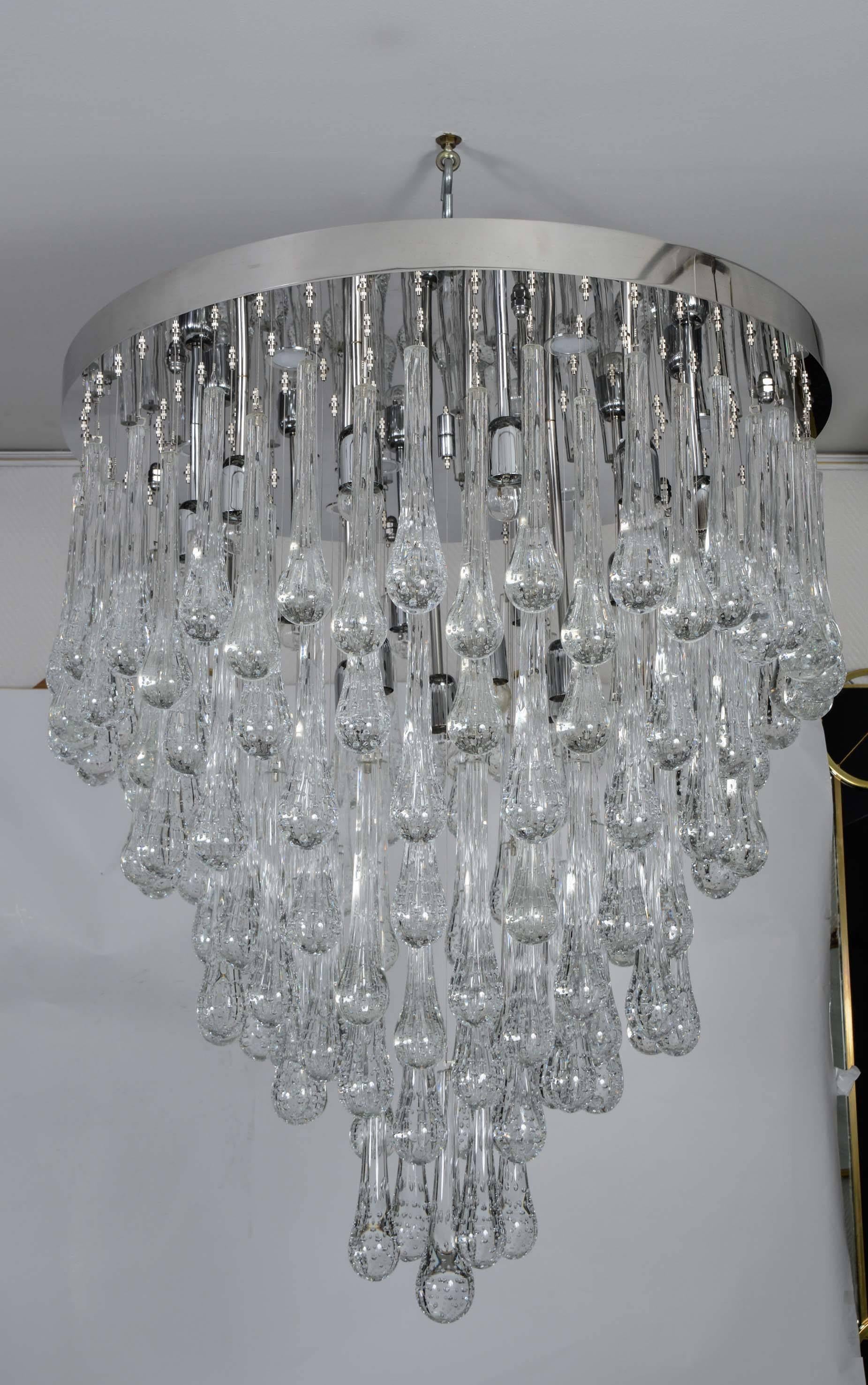 Contemporary Murano Glass Chandelier with Led Bulbs and Device for Adjusting Glass Color For Sale