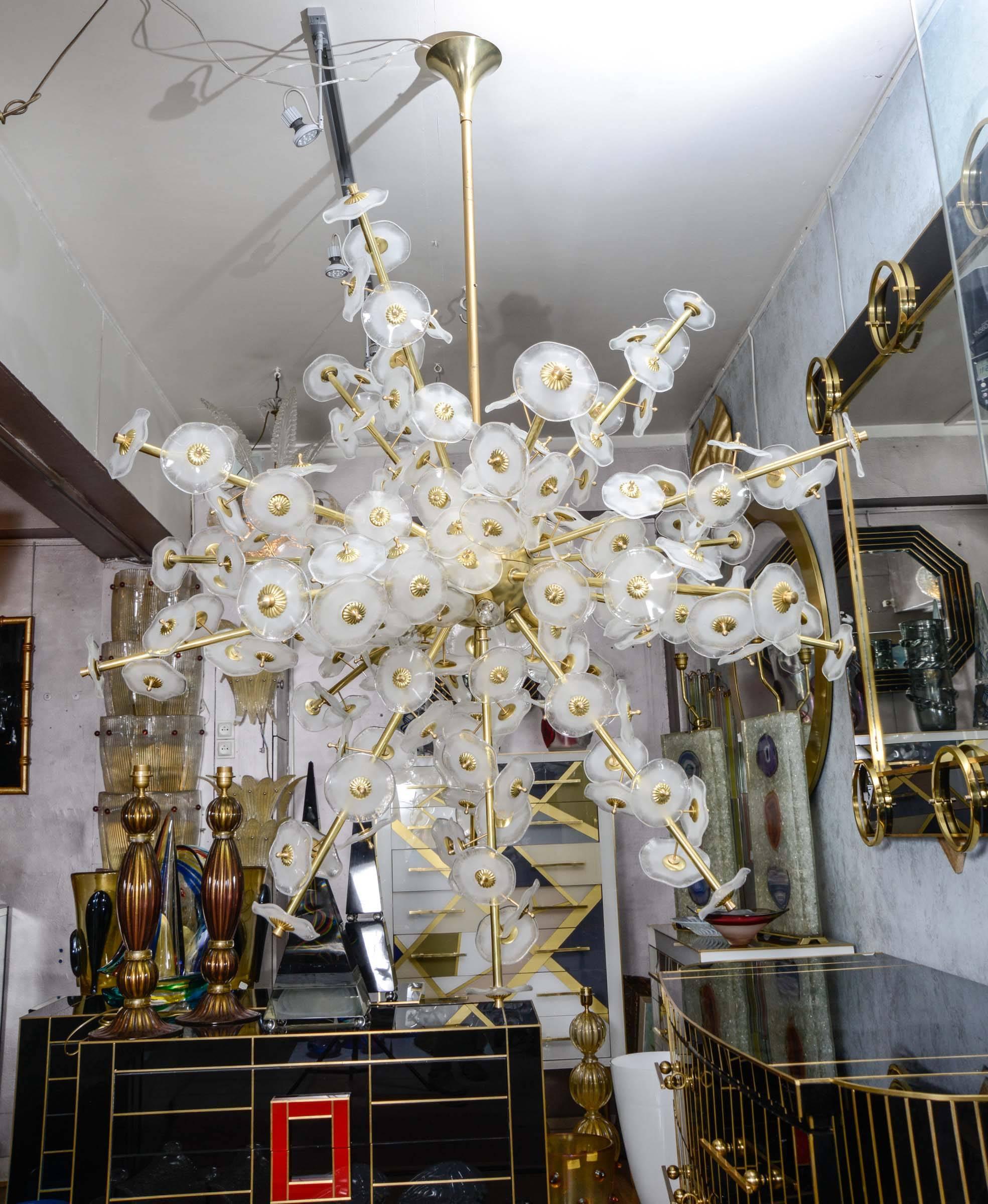 Glamorous Chandelier in Brass and Murano Glass 2