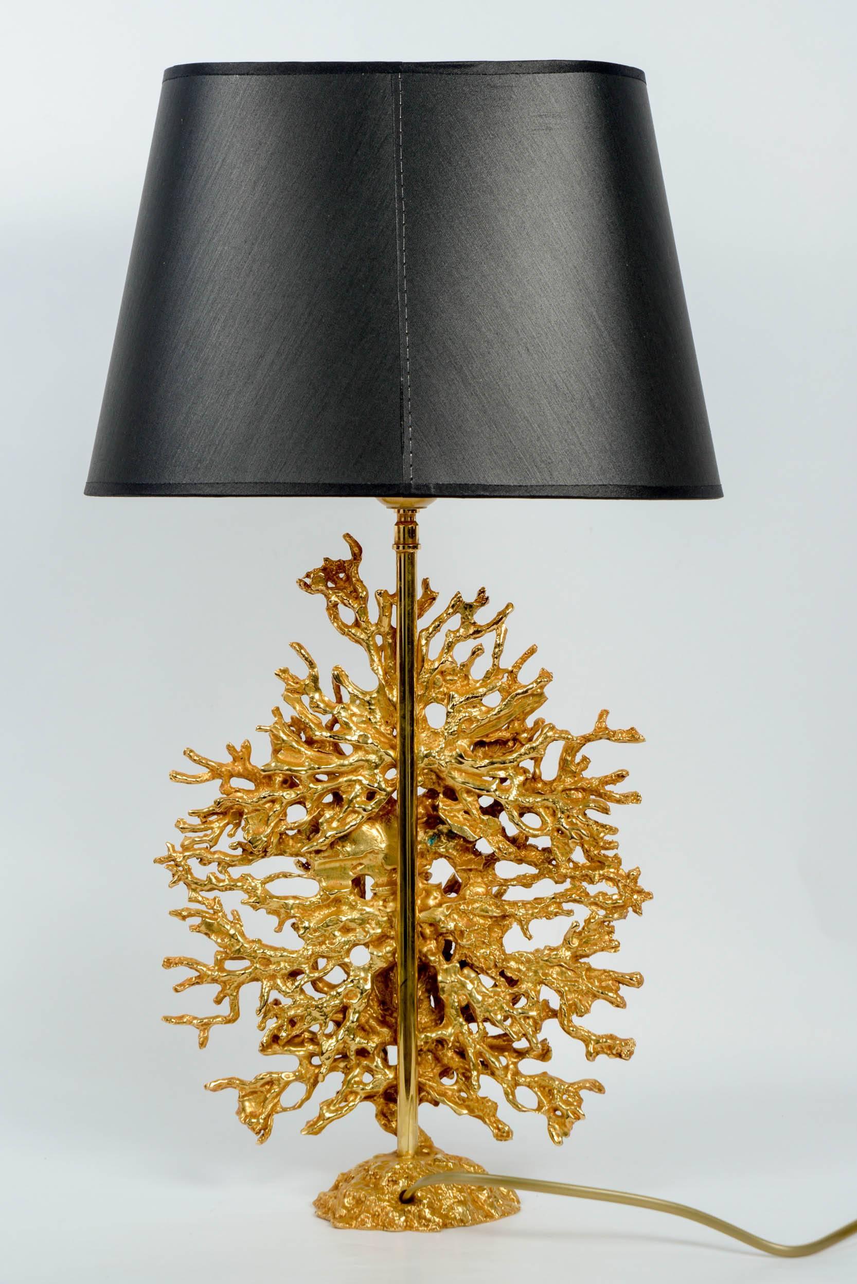 Pair Of Gold plated Metal Coral Table Lamps In Excellent Condition In Saint-Ouen, FR