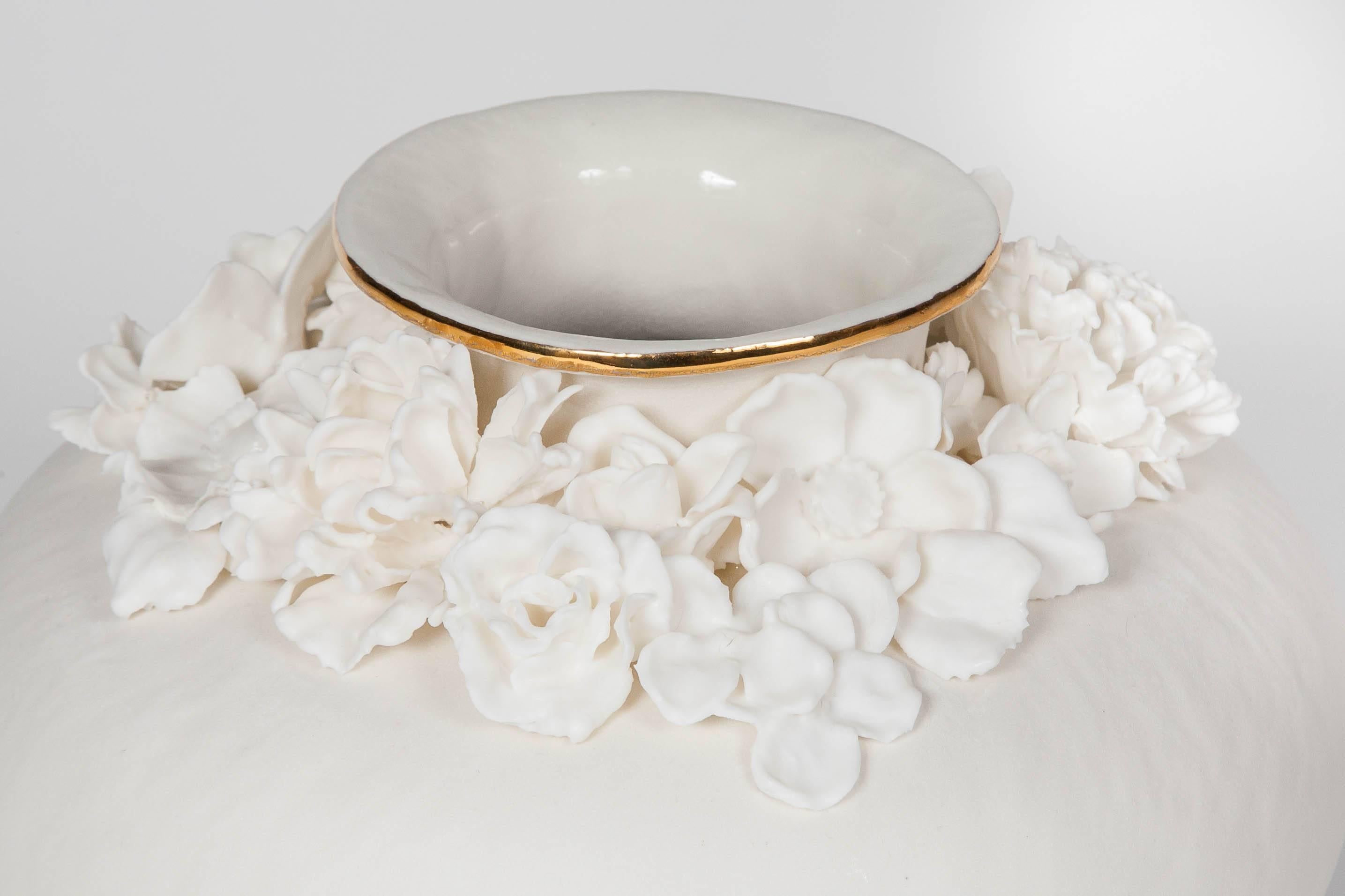 Forget Me Not  in white porcelain by Amy Hughes In New Condition In London, GB