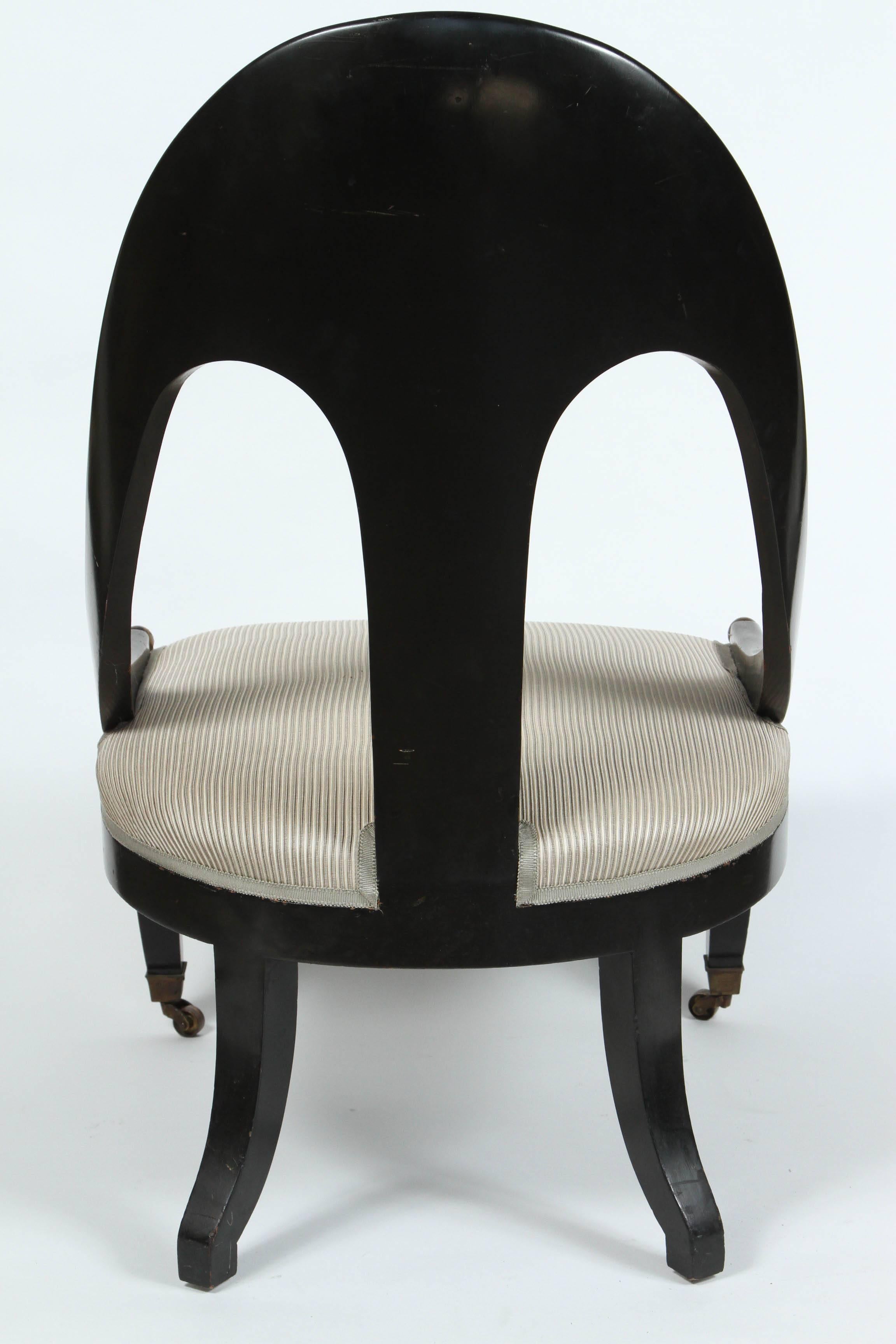 A Pair of Regency-Style Spoon Back Chairs, circa 1960 5