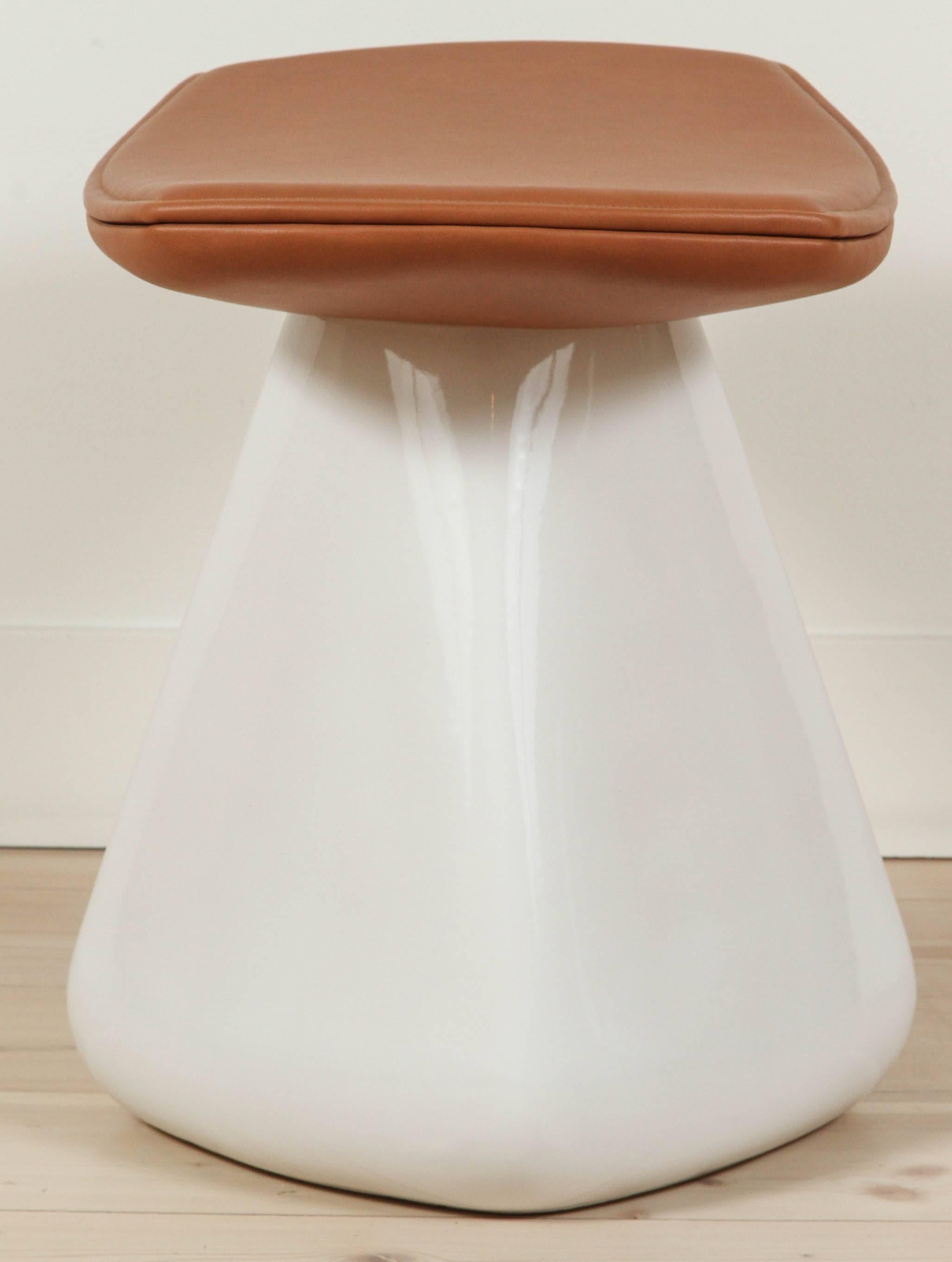 Dam Stool by Collection Particulière In Excellent Condition In Los Angeles, CA