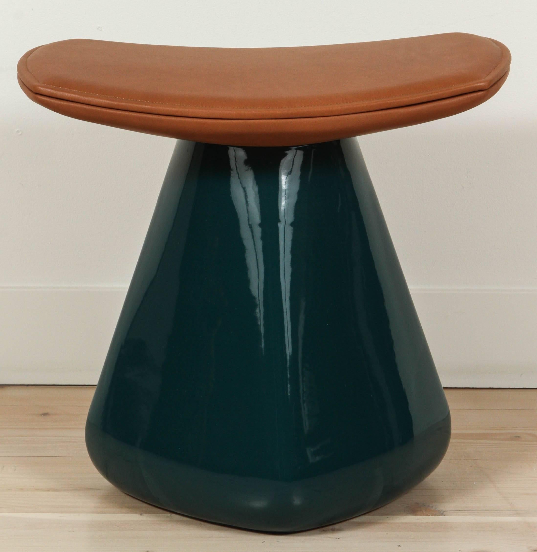 Mid-Century Modern Dam Stool by Collection Particulière