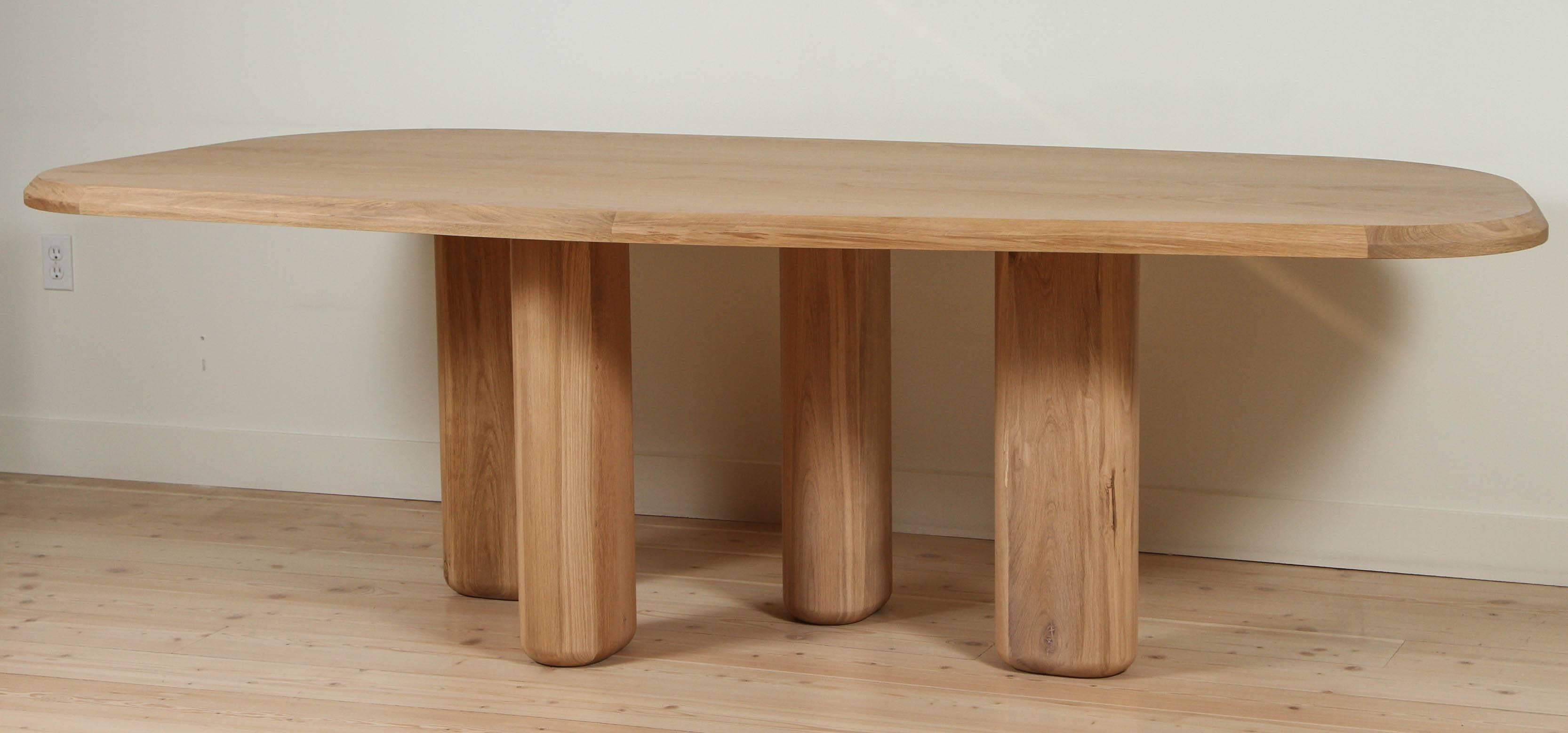collection particuliere rough dining table
