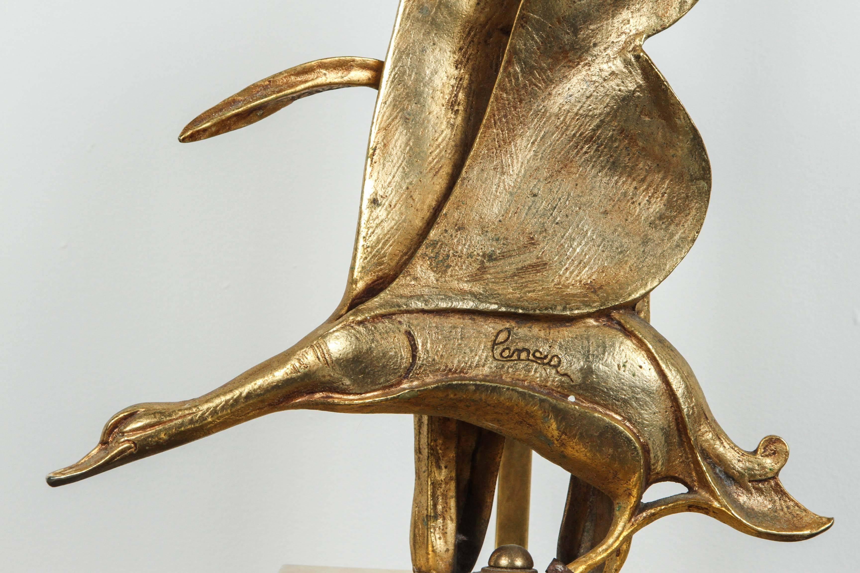 Lampe élégante et stylisée représentant un canard en train de prendre un vol Excellent état - En vente à New York, NY