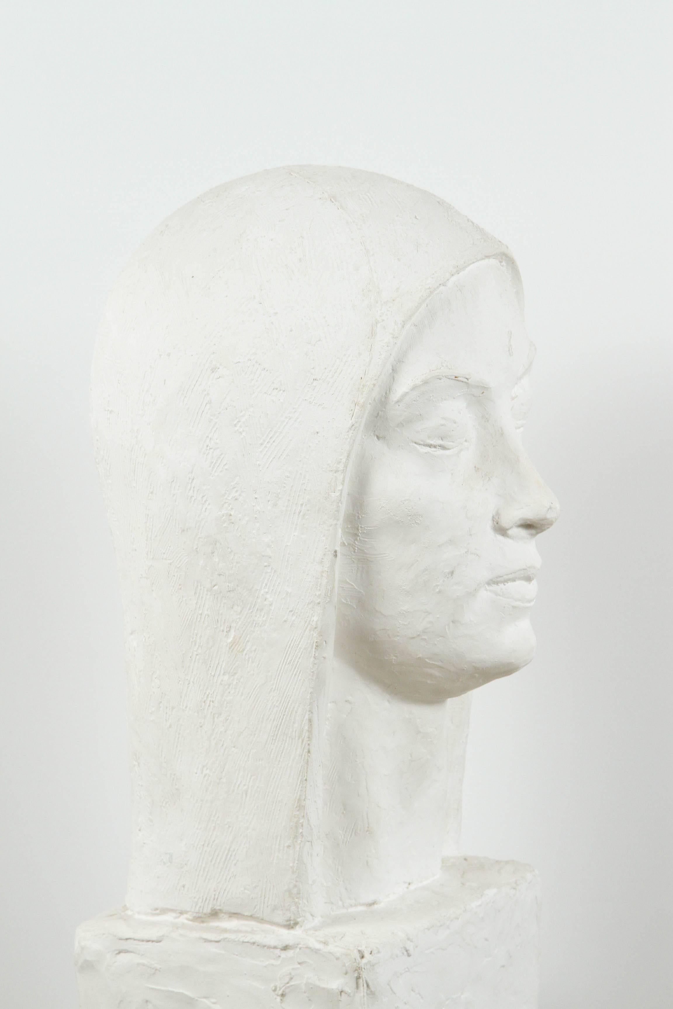 WPA Style Sculpture of a Woman In Excellent Condition In Los Angeles, CA