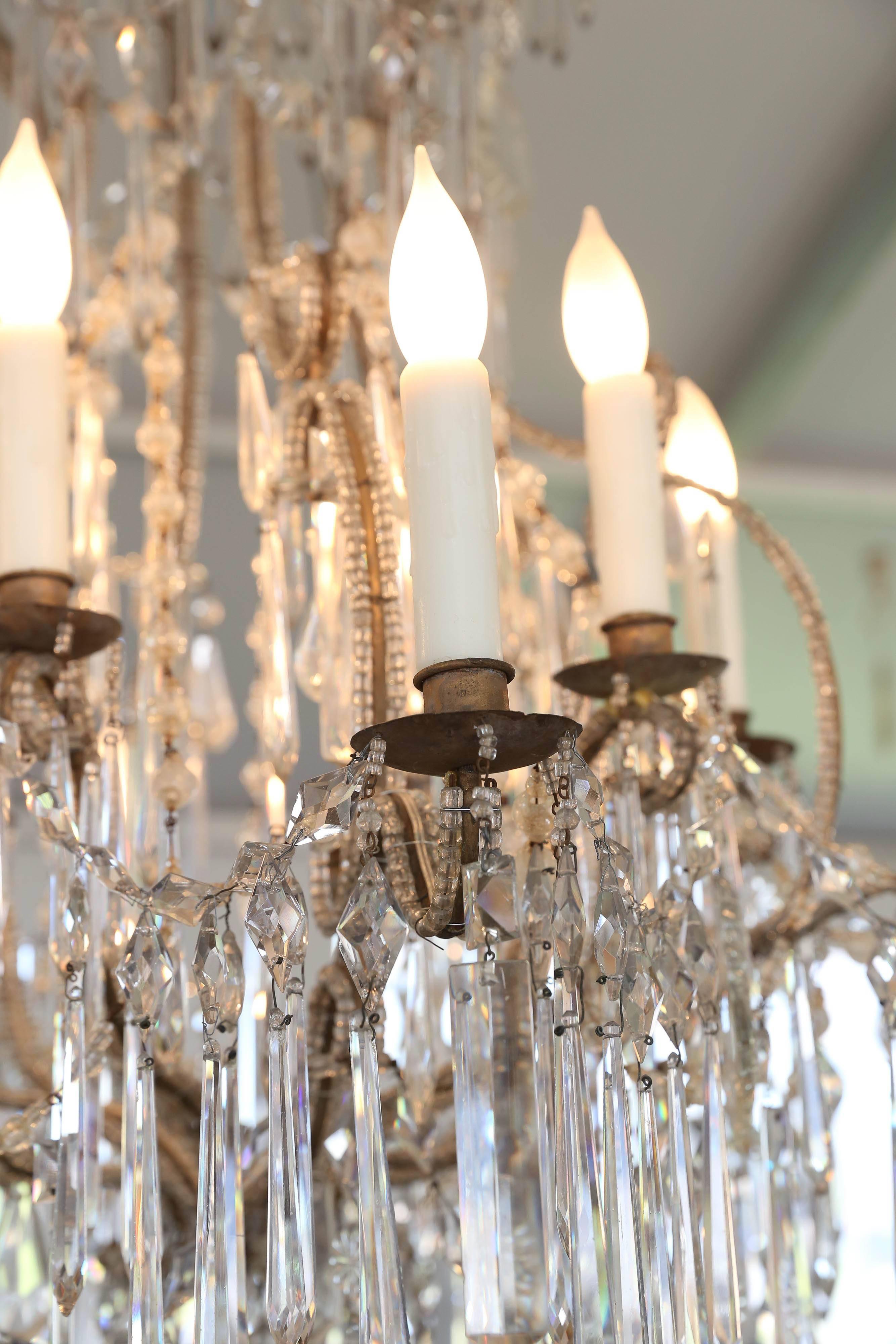 Italian Cascading Crystal Chandelier from Genoa From The Early 1900s In Good Condition In Houston, TX