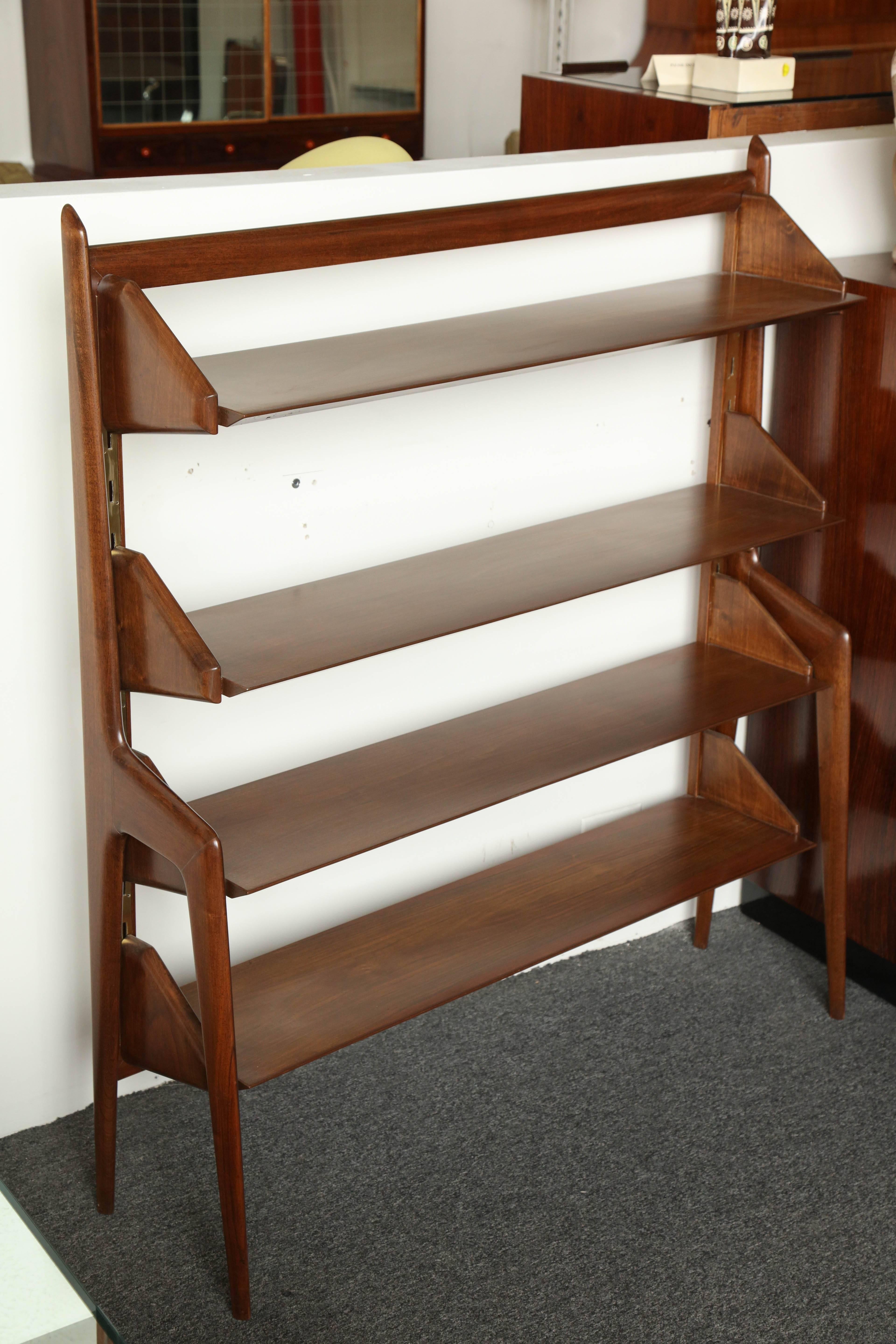 Mid-Century Modern Parisi four shelf book case made in Italy 1955 For Sale
