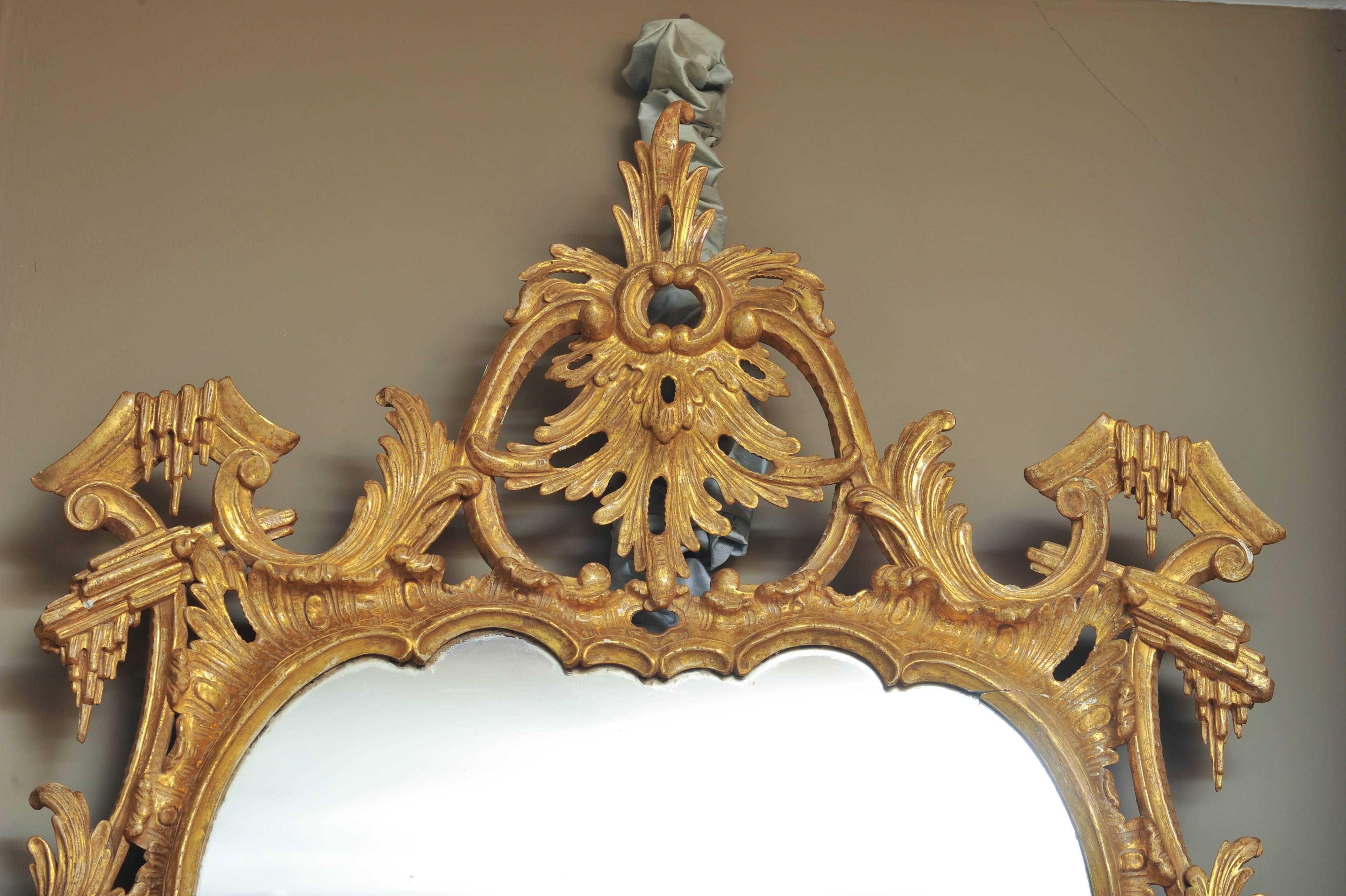 Large Mid-18th Century George III Rococo Style Carved Giltwood Mirror 3