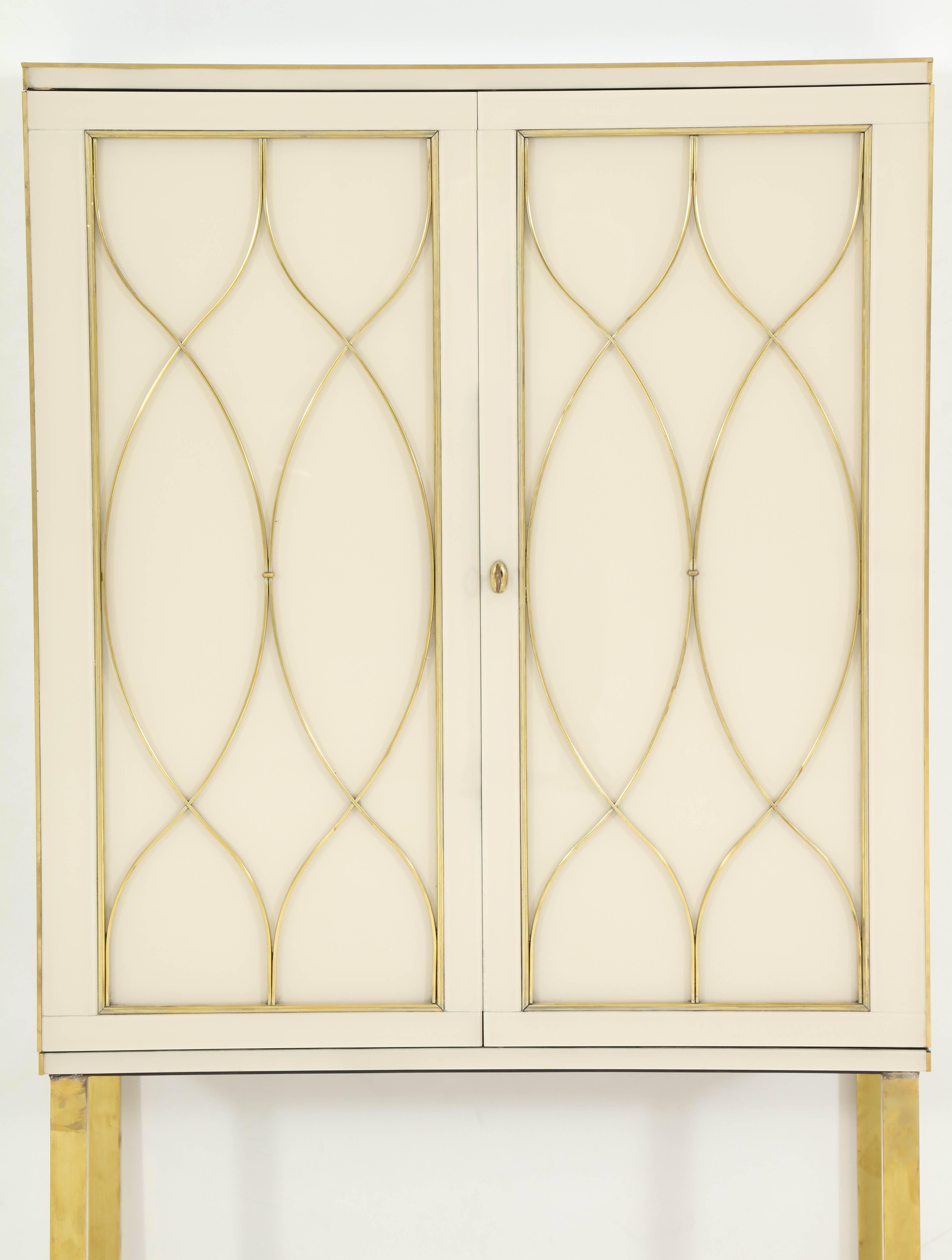 Mid-Century Modern Mid-Century Ivory Opaline Glass Cabinet or Bar with Brass Inlays, Italy