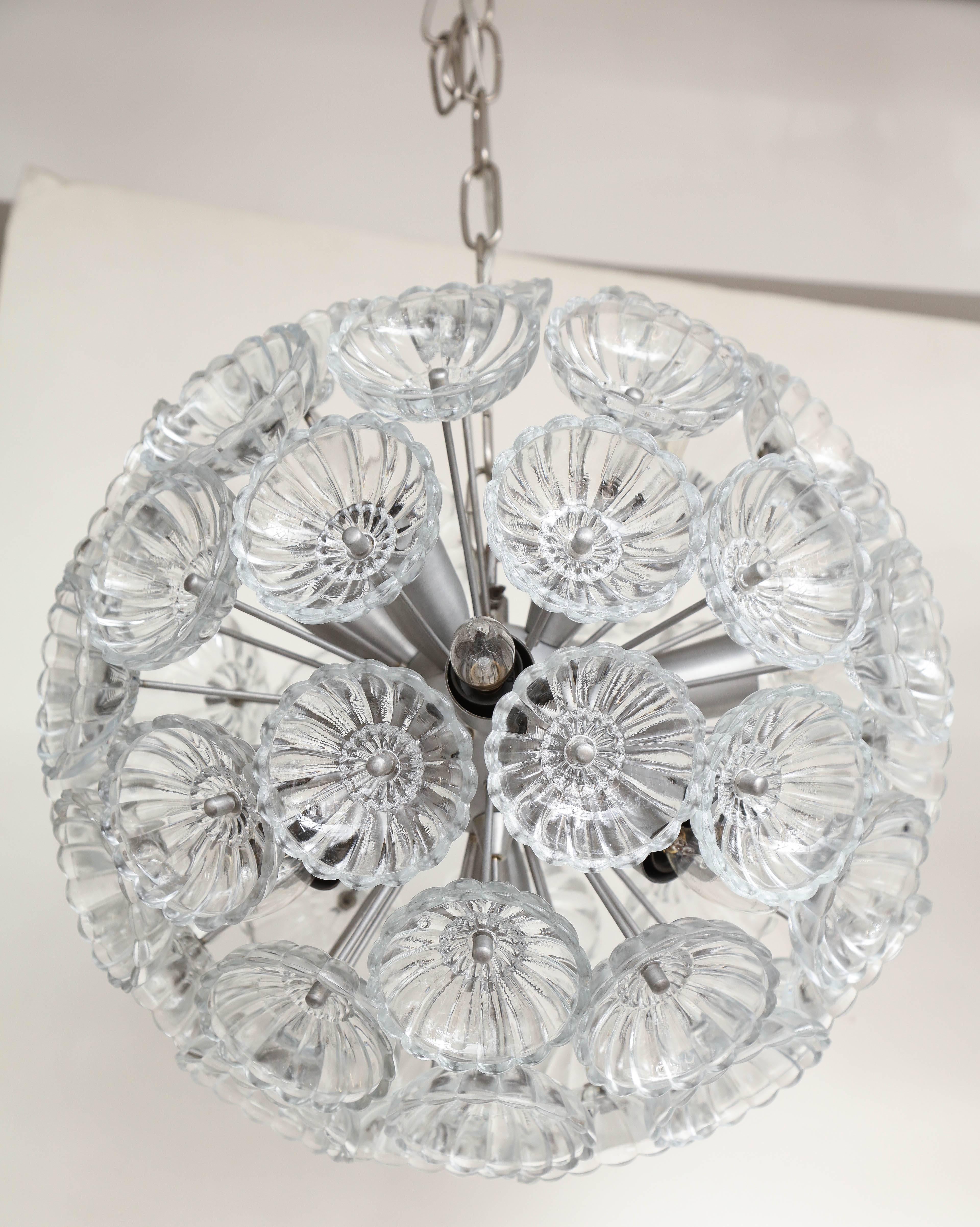 Mid-Century Glass Flower Sputnik Chandelier In Good Condition For Sale In New York, NY