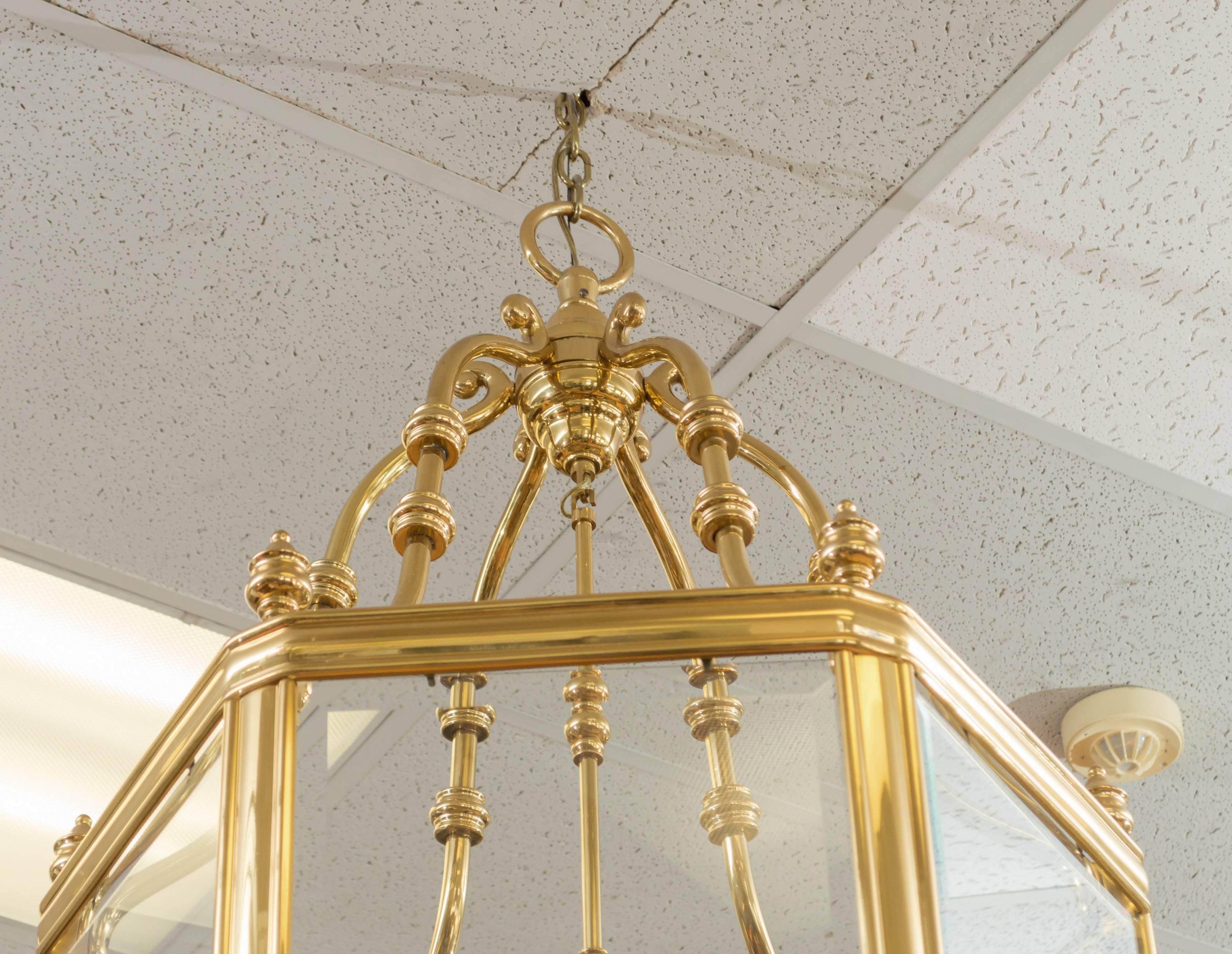 white house north portico hanging lamp