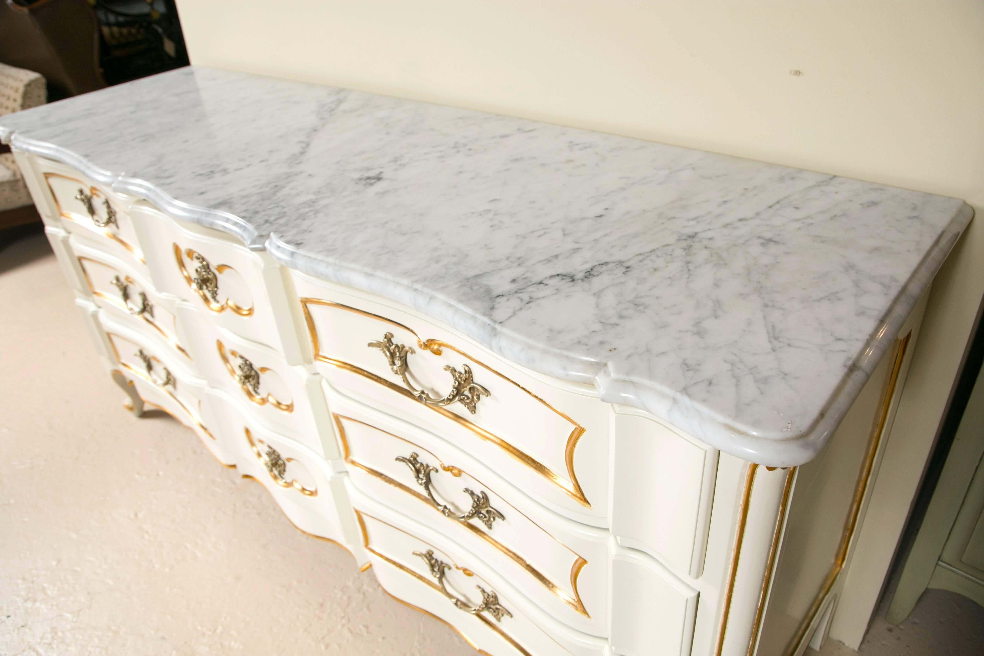 Louis XV Style Marble Top Painted and Gilt Decorated Dresser Commode Nine Drawer In Good Condition In Stamford, CT