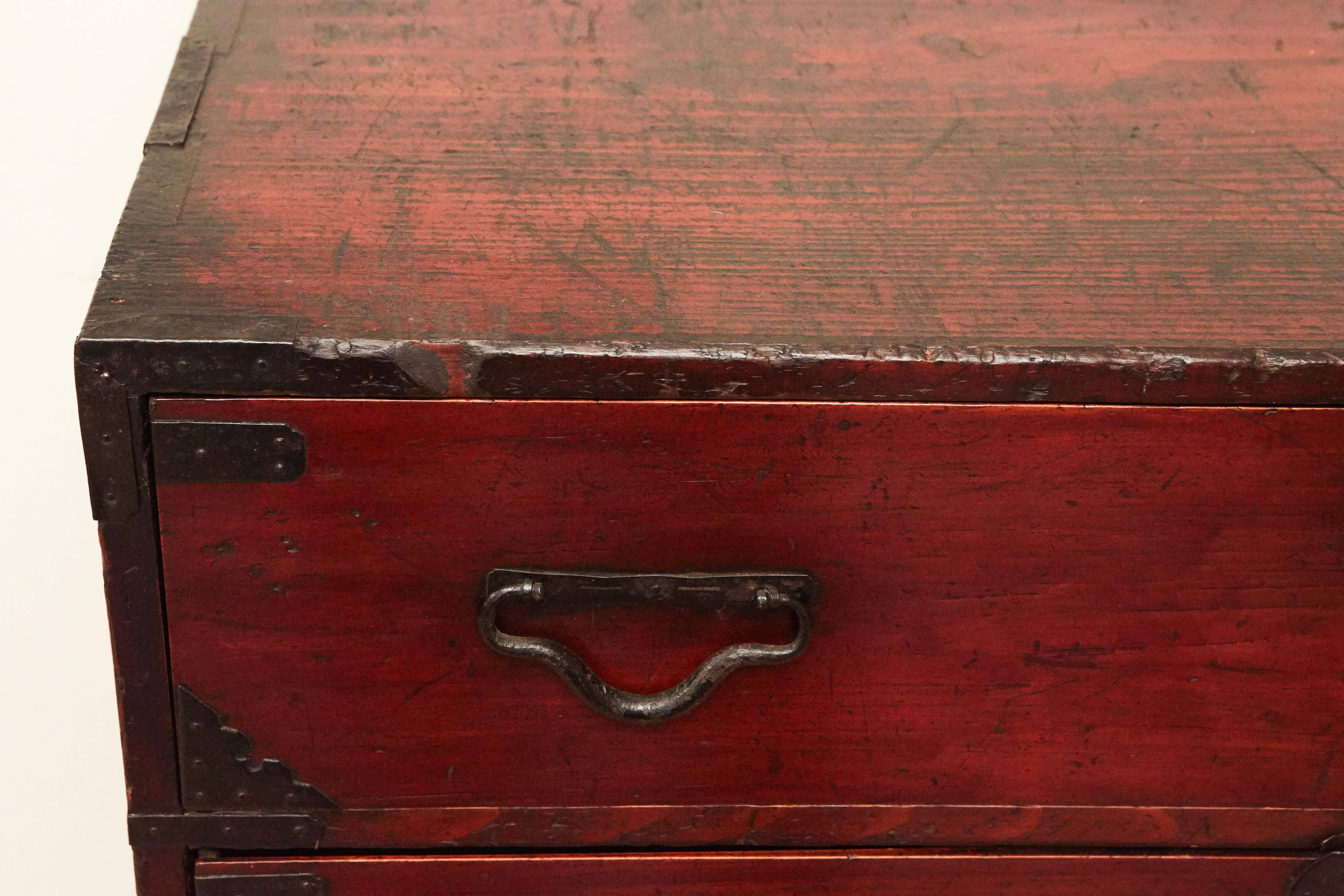 Antique Japanese Tansu In Good Condition In Los Angeles, CA