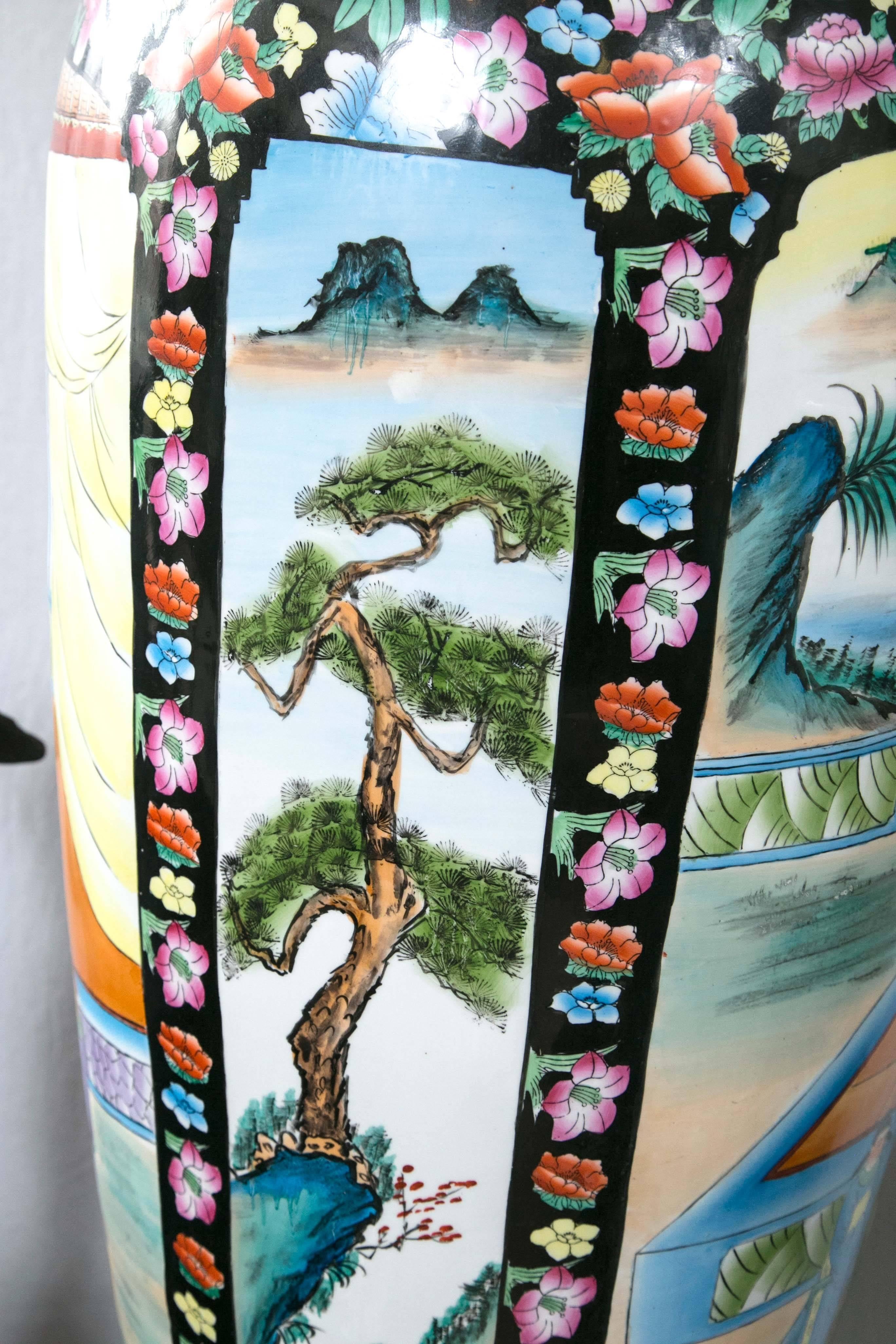 Large Pair of Chinese Porcelain Floor Vases In Excellent Condition For Sale In Woodbury, CT