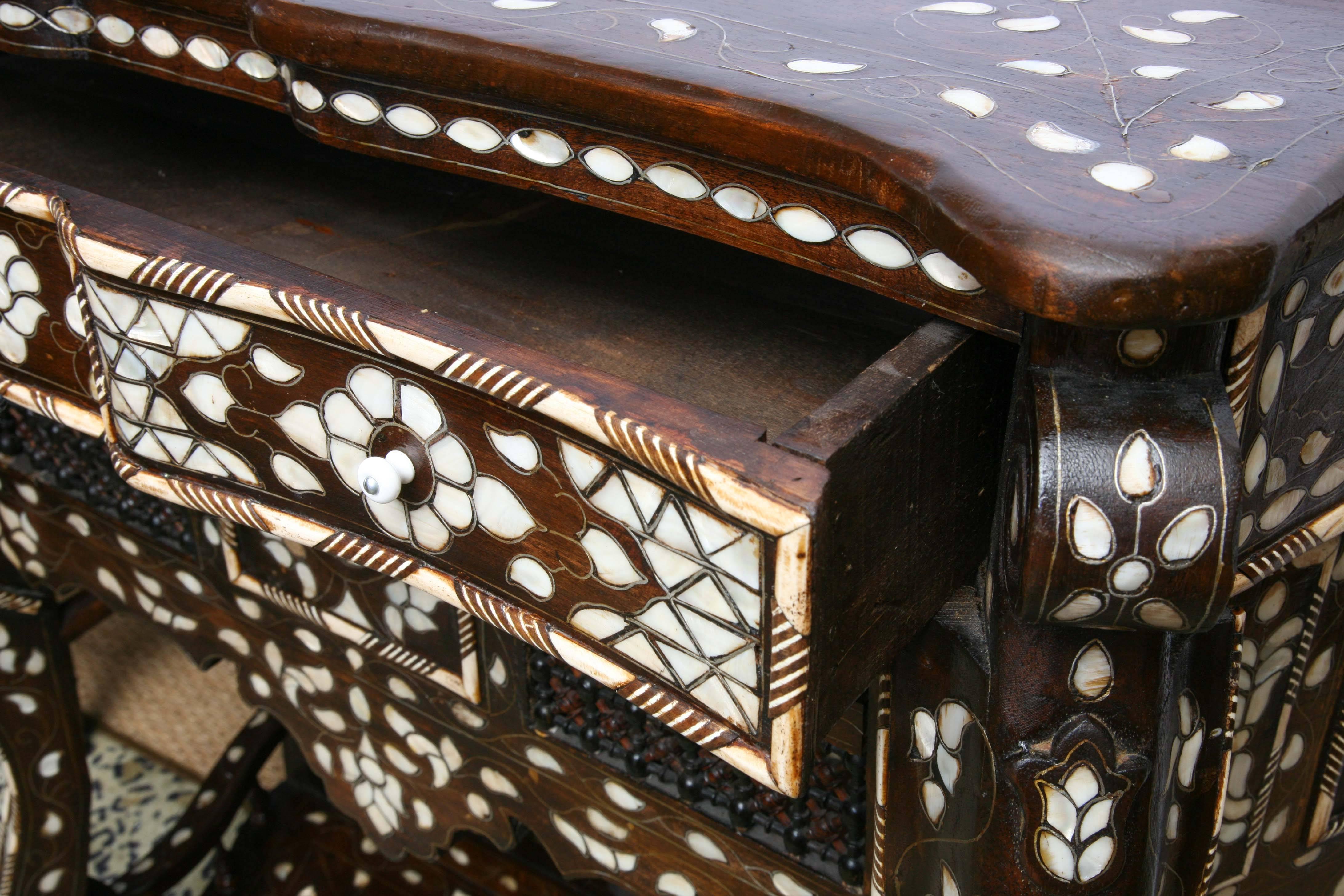 Superb Mother-of-Pearl Inlaid Syrian Console In Excellent Condition In West Palm Beach, FL