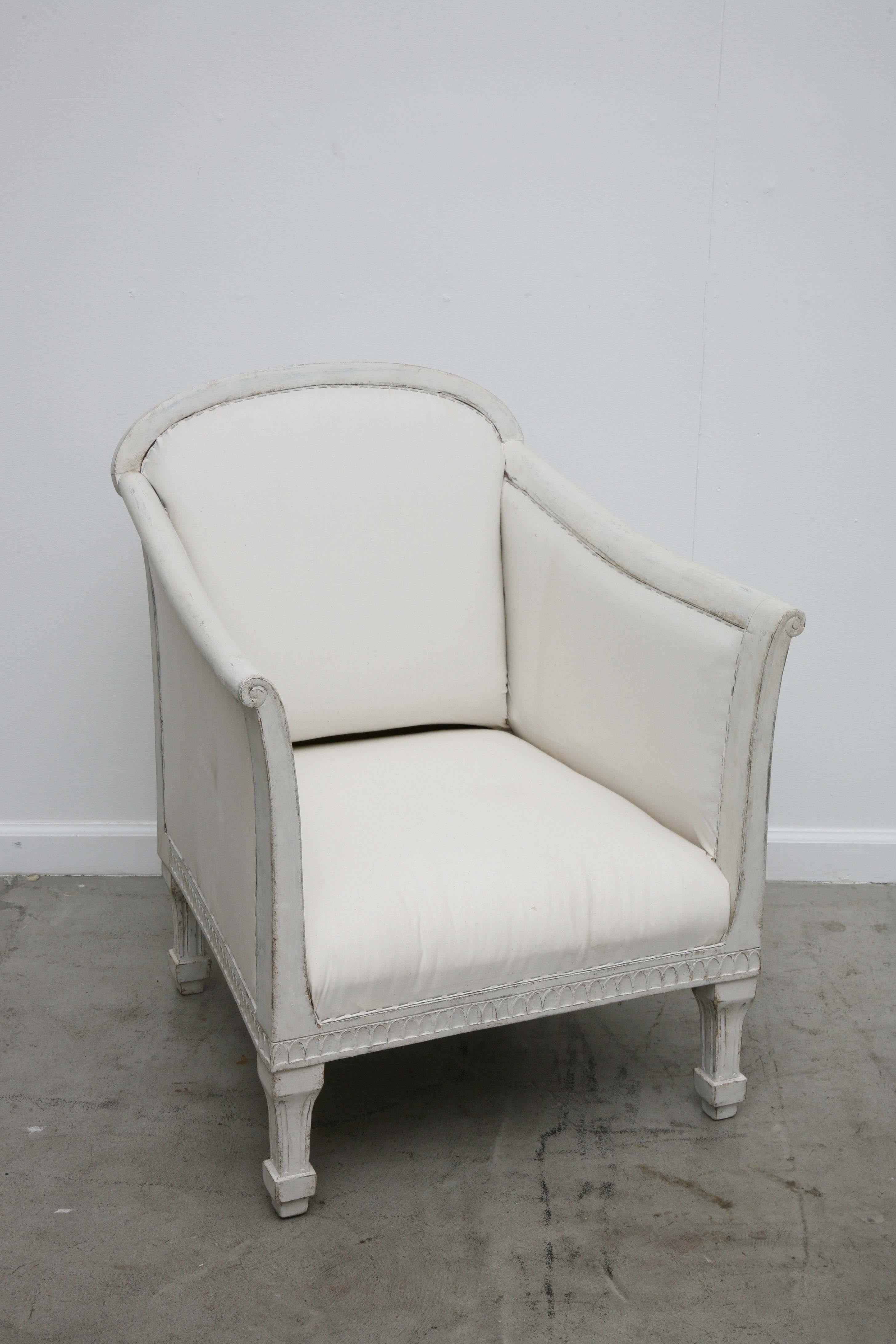 One Swedish Antique Painted Bergere, 19th Century In Good Condition For Sale In West Palm Beach, FL