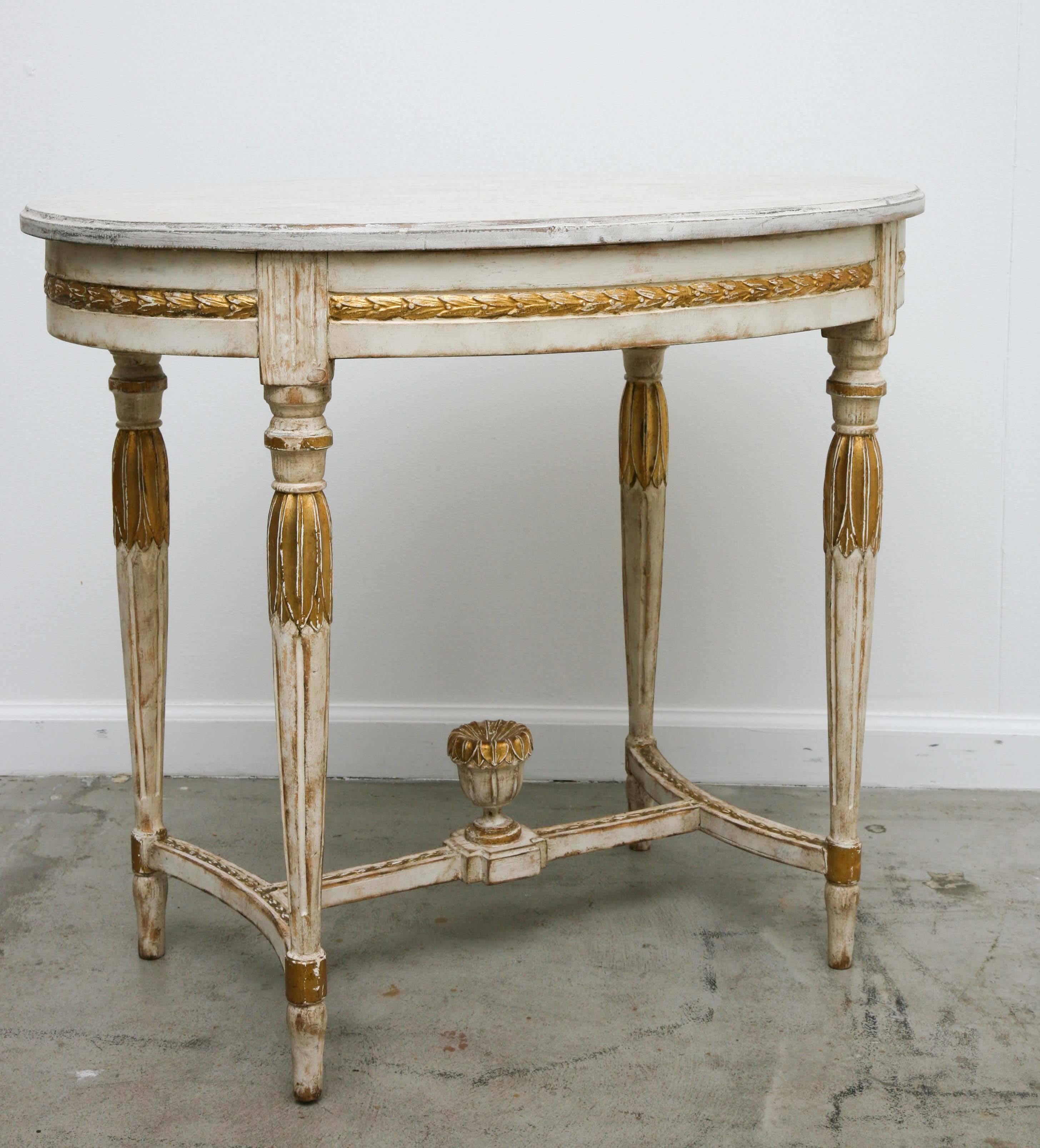 Antique Swedish Period Oval Table, Painted and Gilt Finish, 19th Century 3