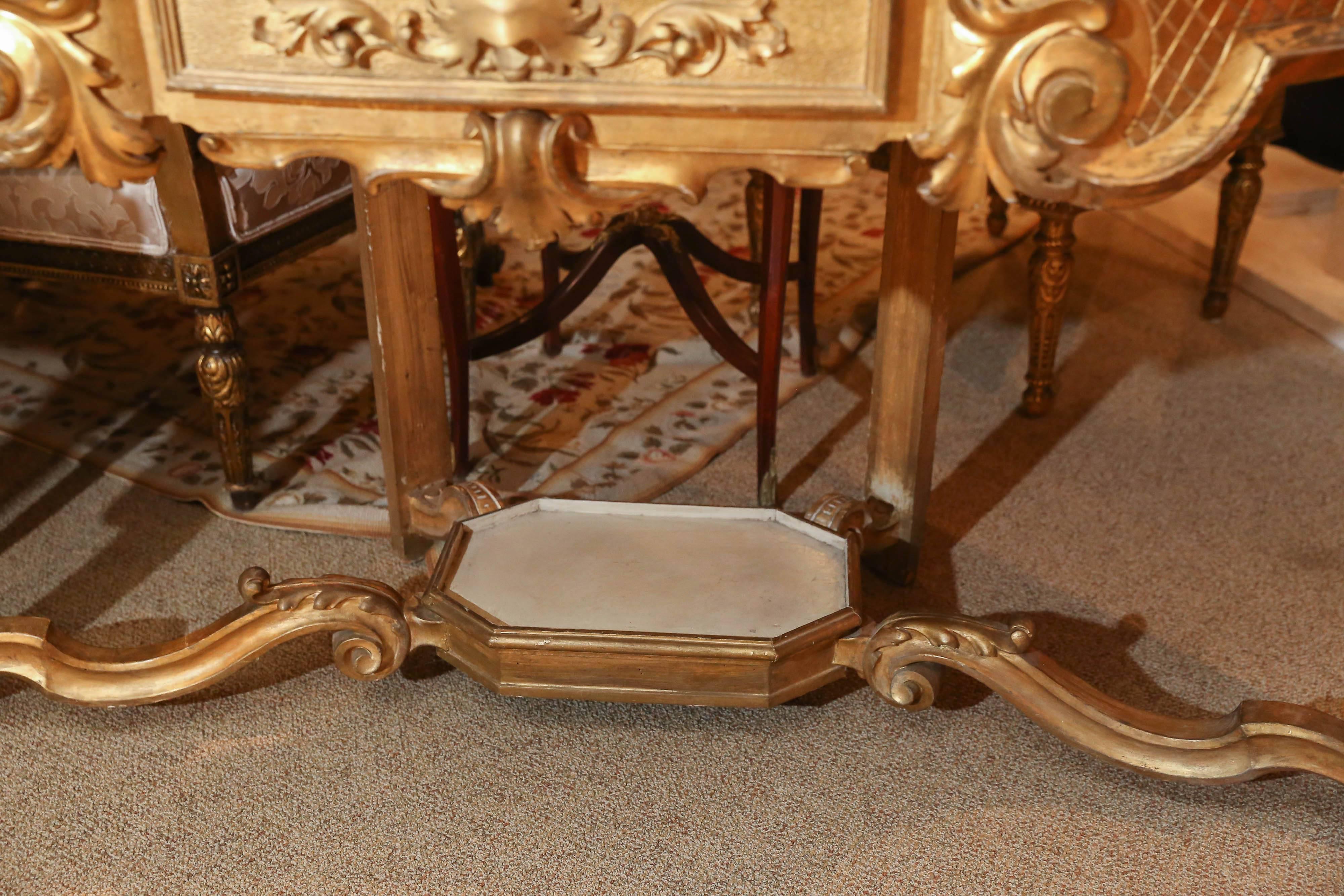 Giltwood Corner Console with  upper glass enclosed cabinet 19th Century, Italian 5