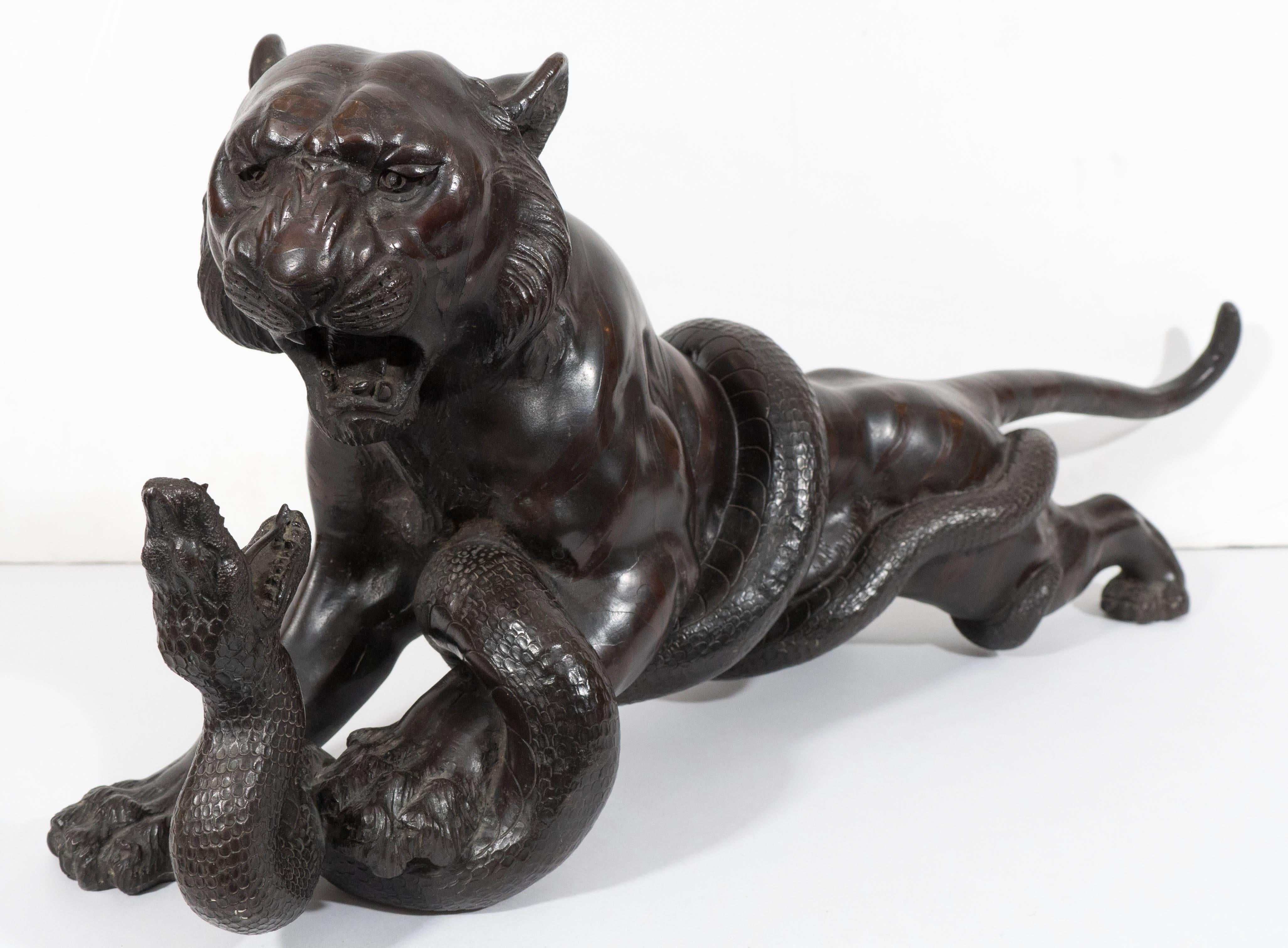 Japanese Tiger and Snake Sculpture in Bronze, Meiji Period In Good Condition In New York, NY