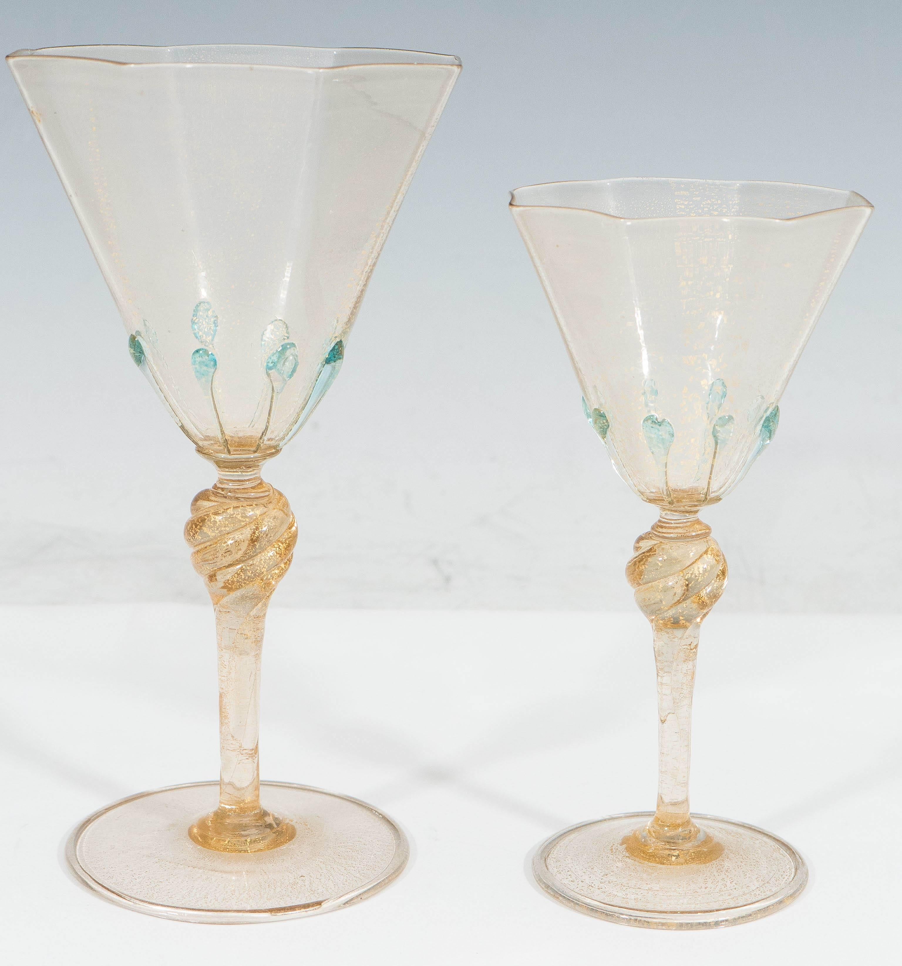 Salviati Blown Glass Gold Leaf Stemware, Set of 12 In Excellent Condition In New York, NY
