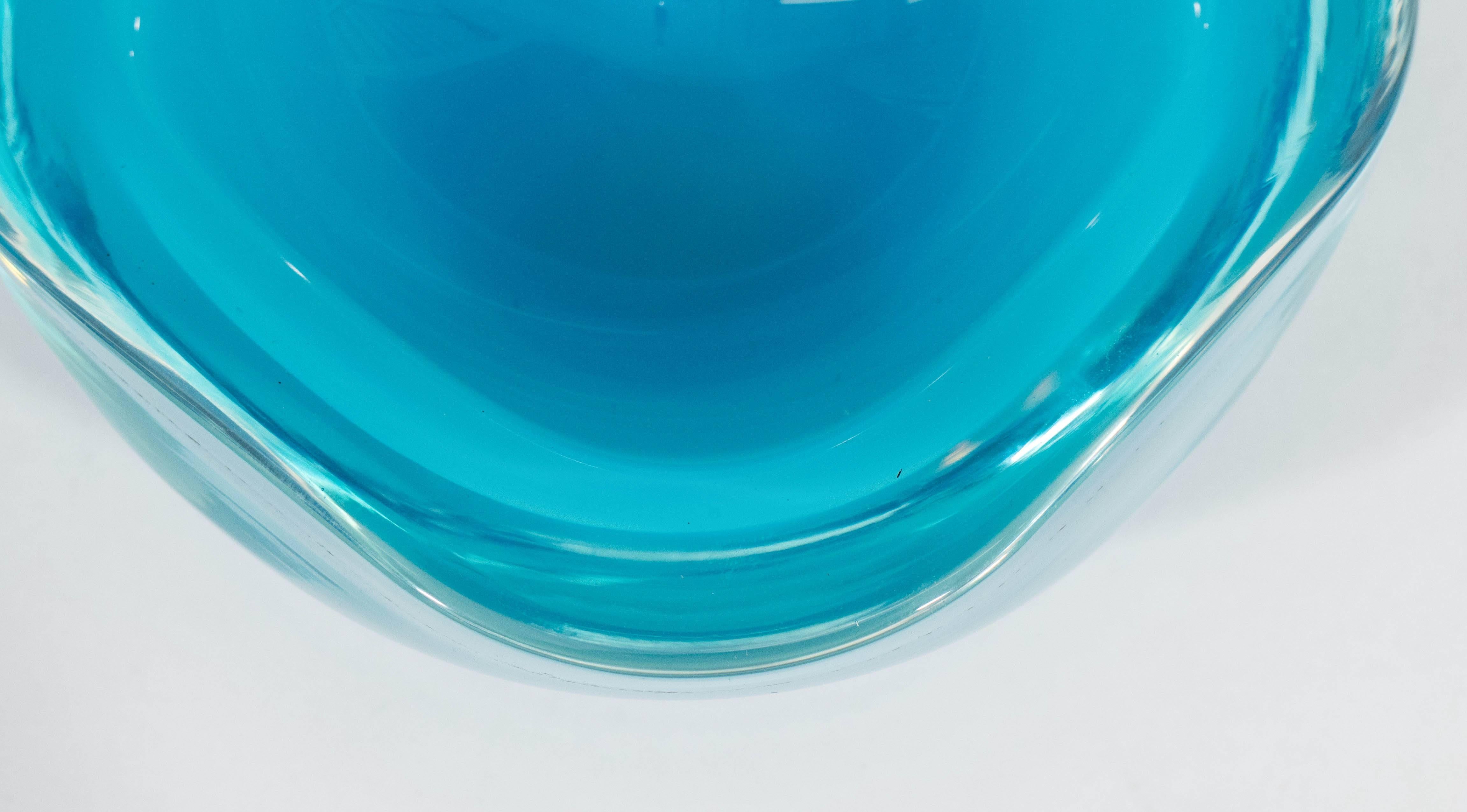 Blue Opaline Murano Glass Decorative Bowl In Excellent Condition In New York, NY