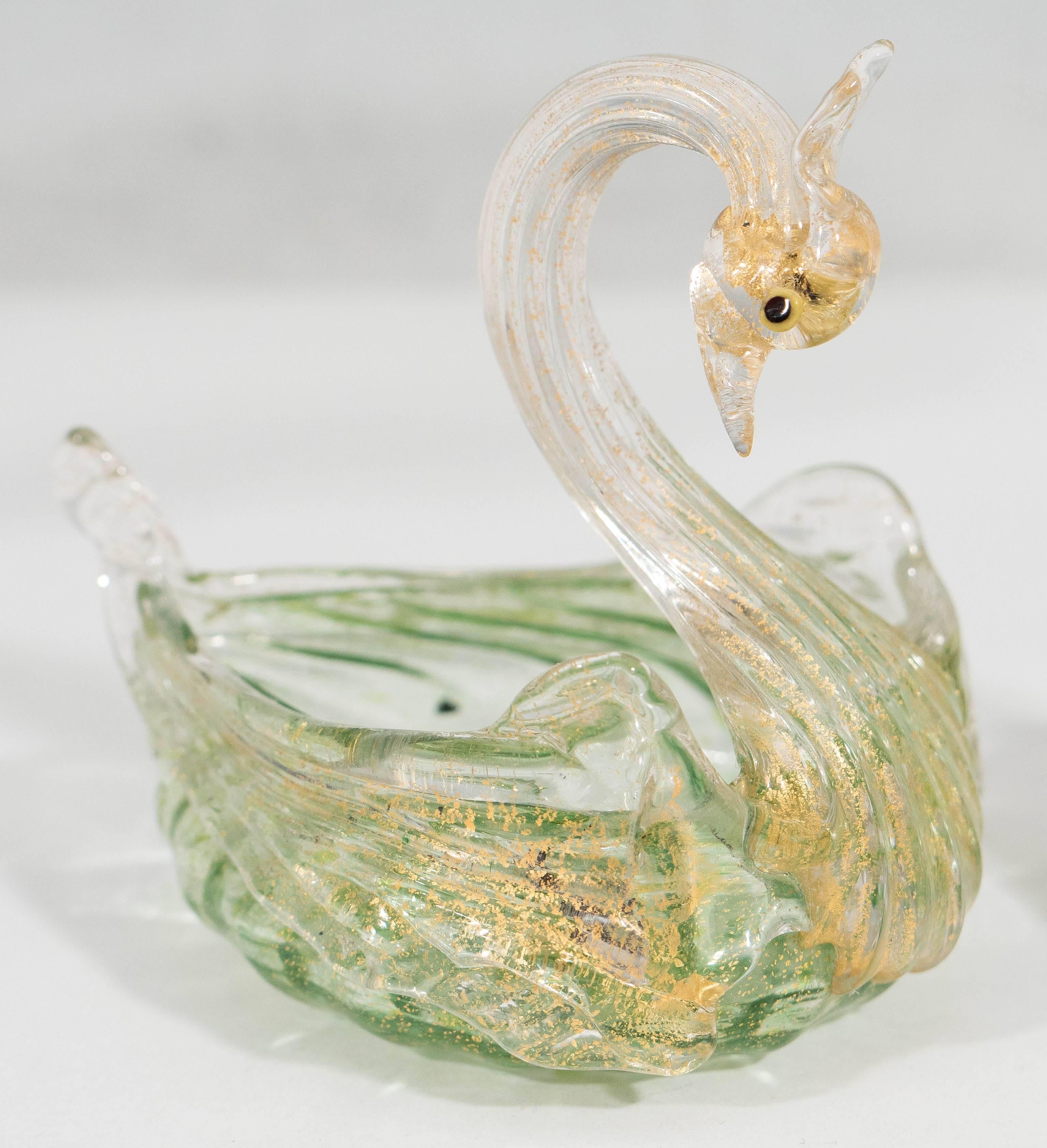 Italian Salviati Glass Raised Bowl and Salts with Swan Motif For Sale