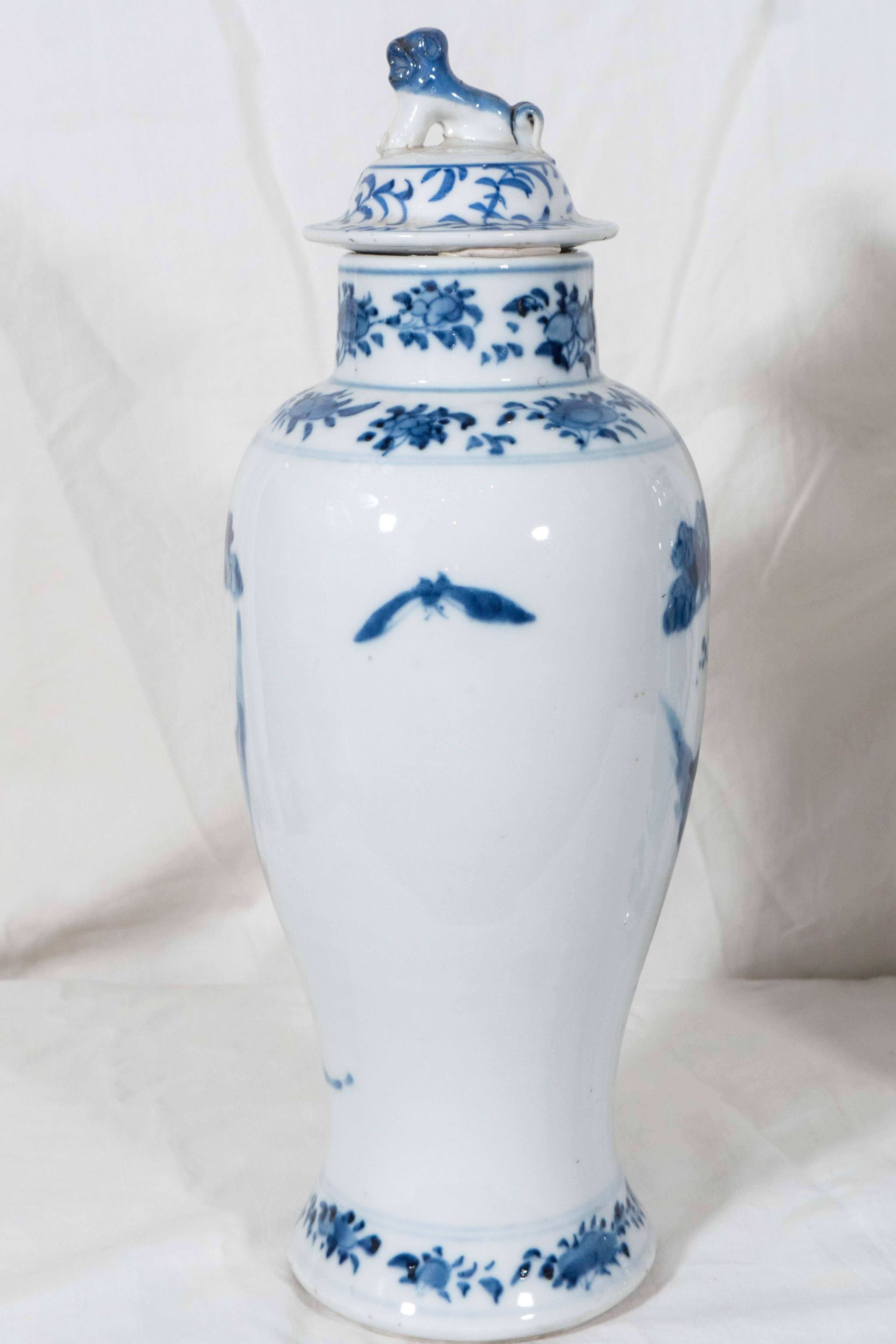 Pair of Blue and White Antique Chinese Porcelain Covered Vases 2