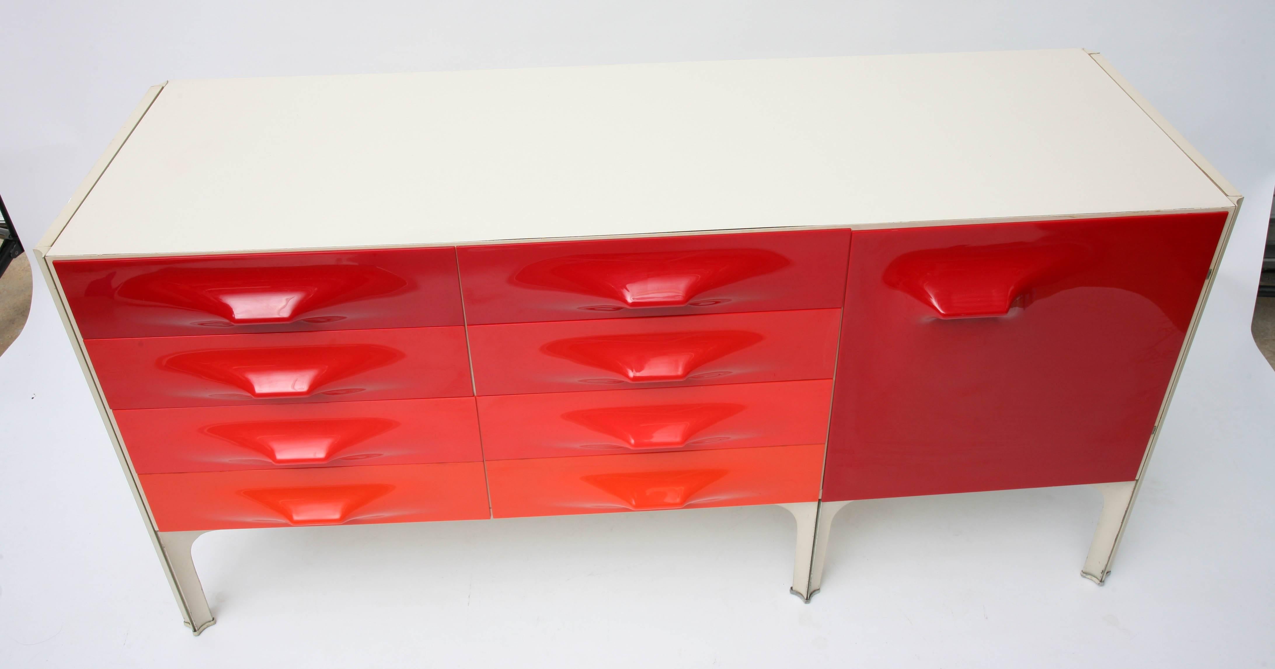 Raymond Loewy DF-2000 Cabinet/Dresser For Sale 1