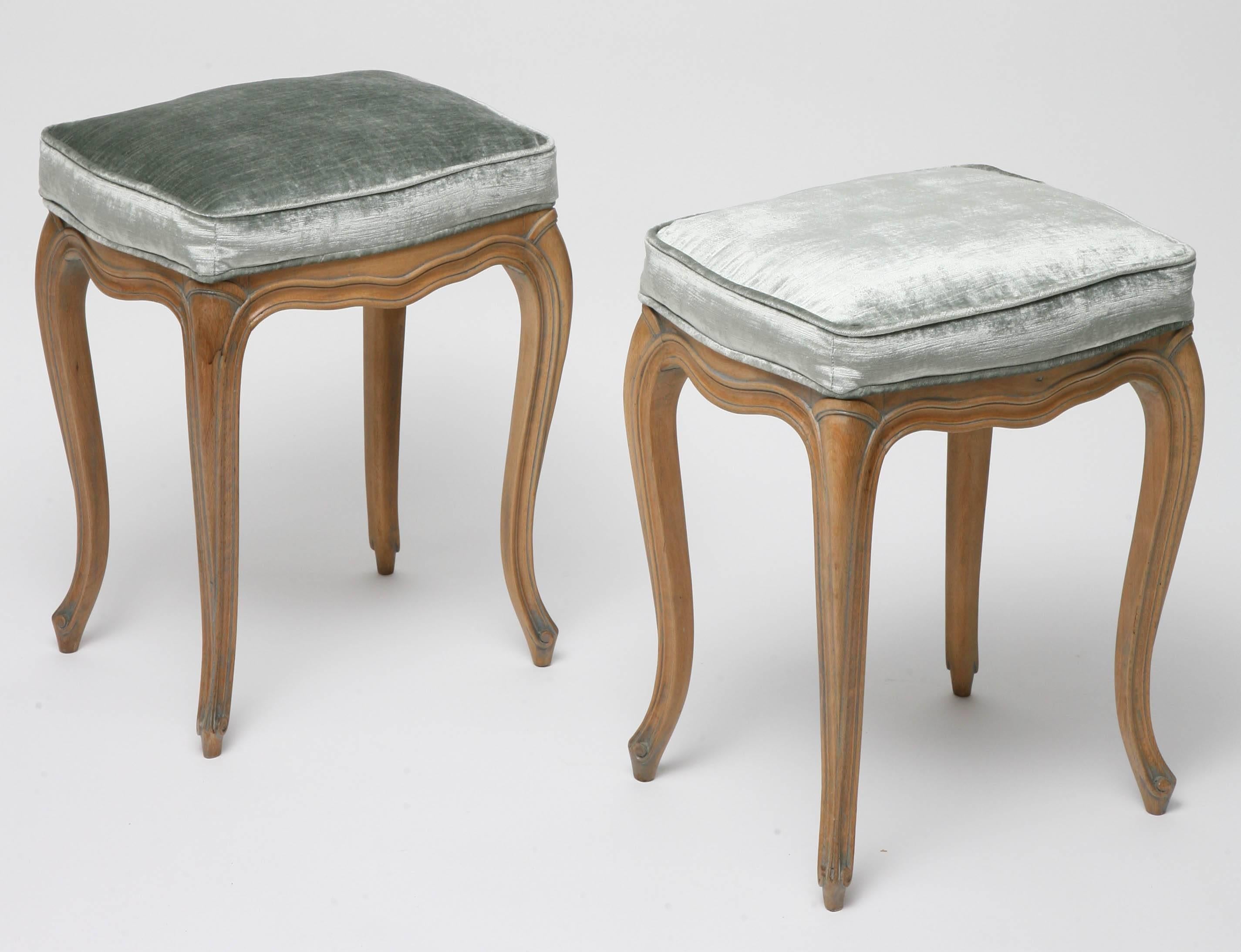 French Pair of  Louis XV Style Beechwood Benches/Stools in Blue-Grey Silk Velvet