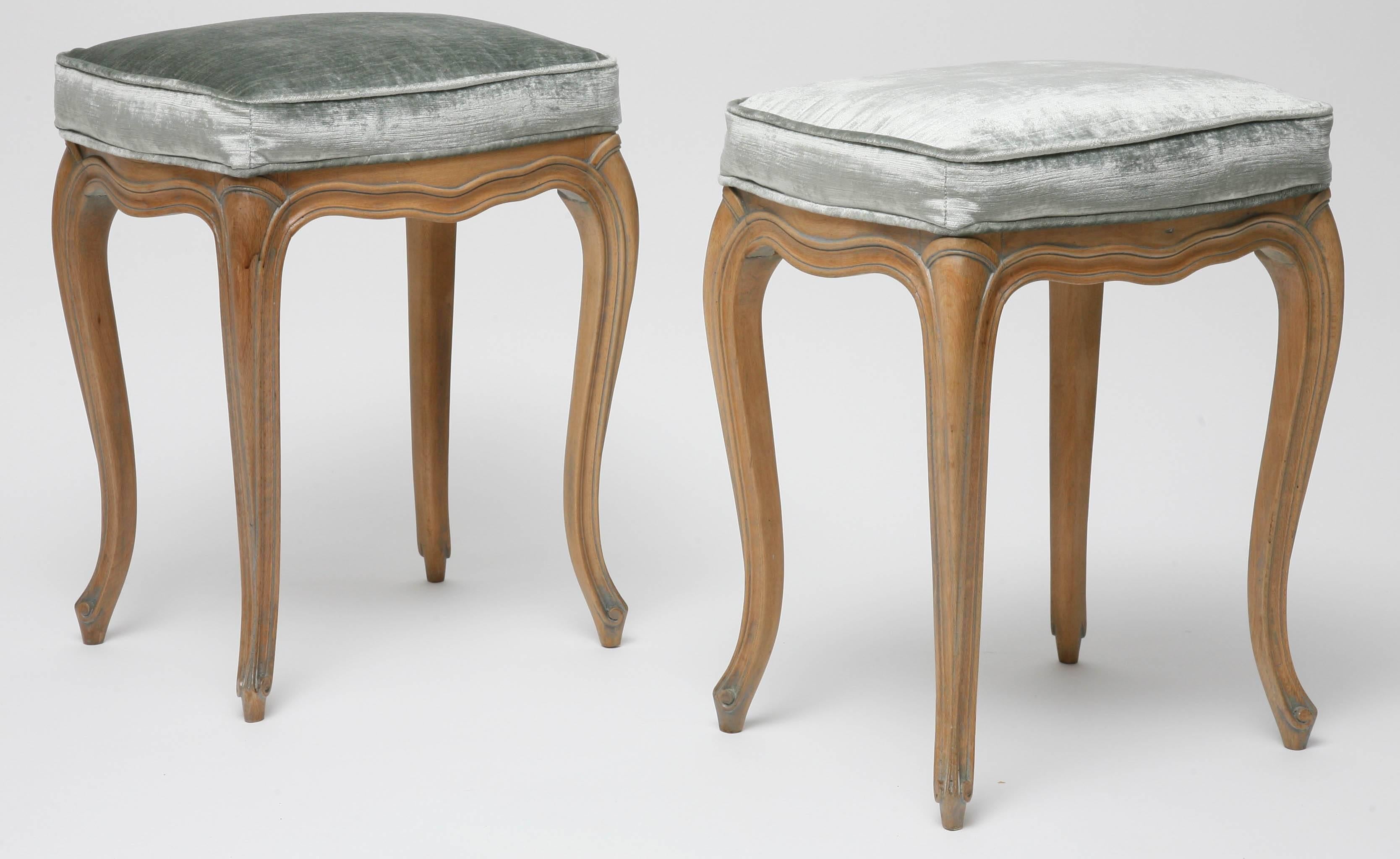 Carved Pair of  Louis XV Style Beechwood Benches/Stools in Blue-Grey Silk Velvet