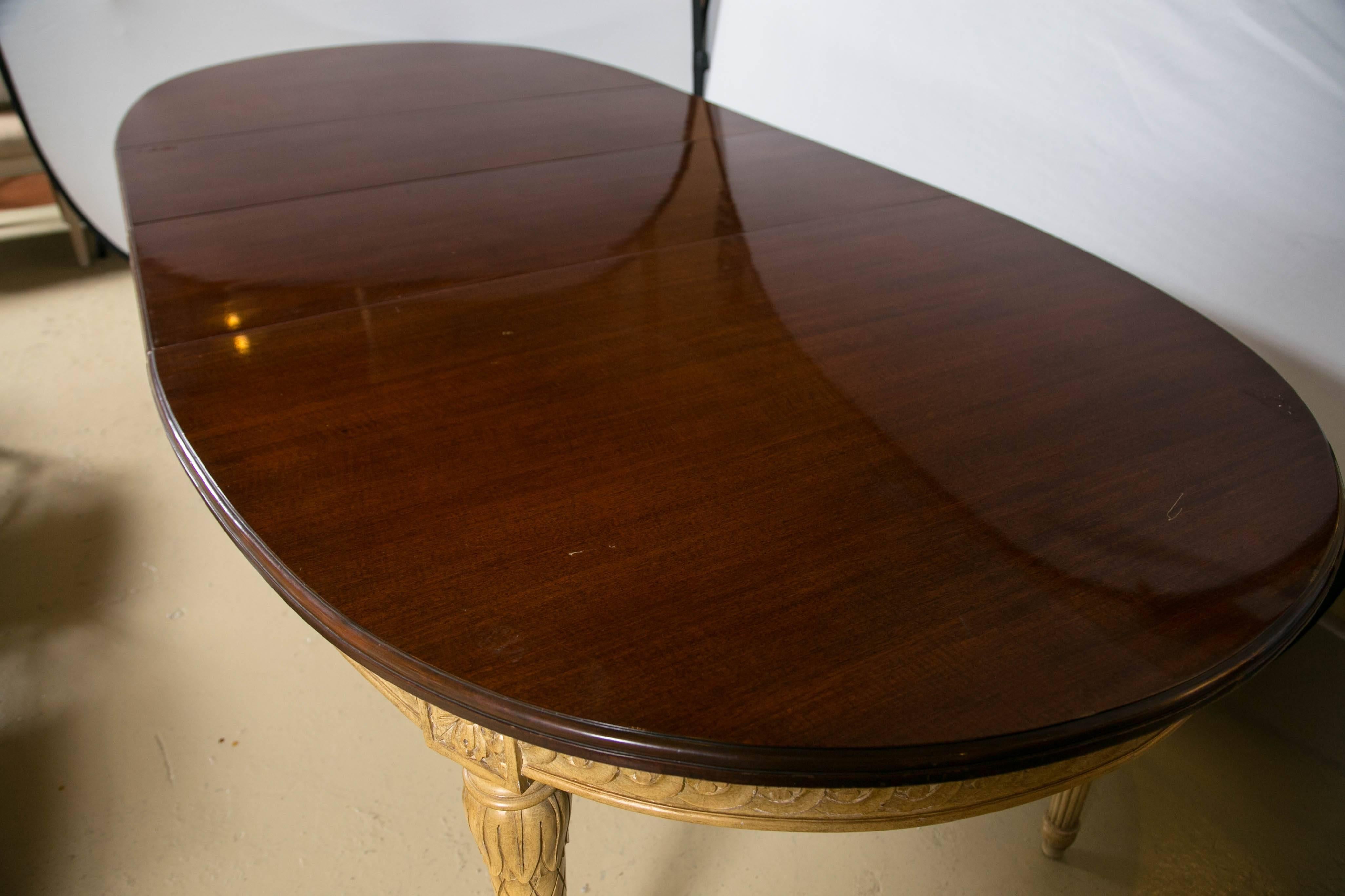 Louis XVI Style Dining Table Manner of Maison Jansen In Good Condition In Stamford, CT
