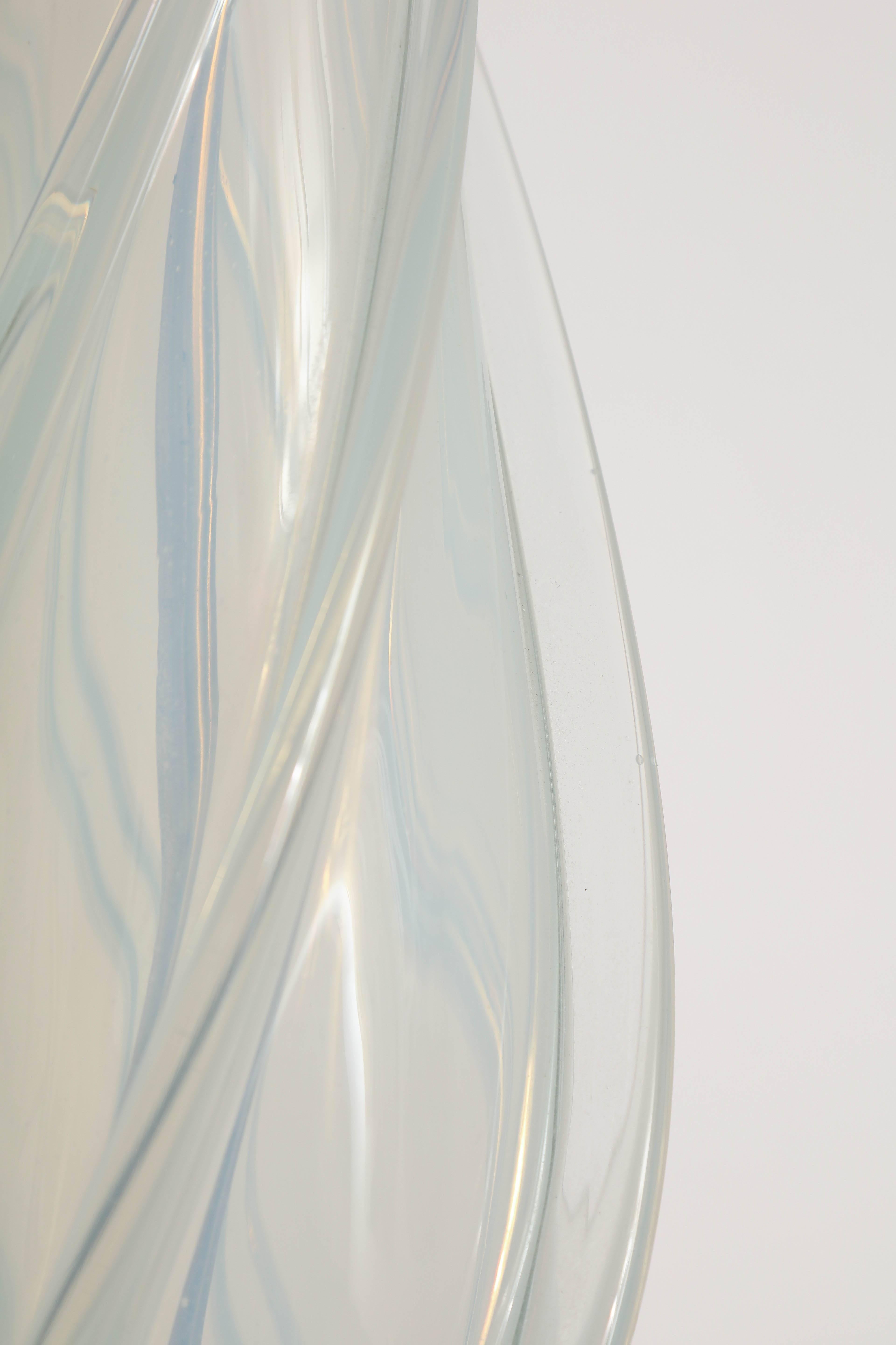 Pair of 1950s Italian Opaline Art Glass Lamps by Seguso 2