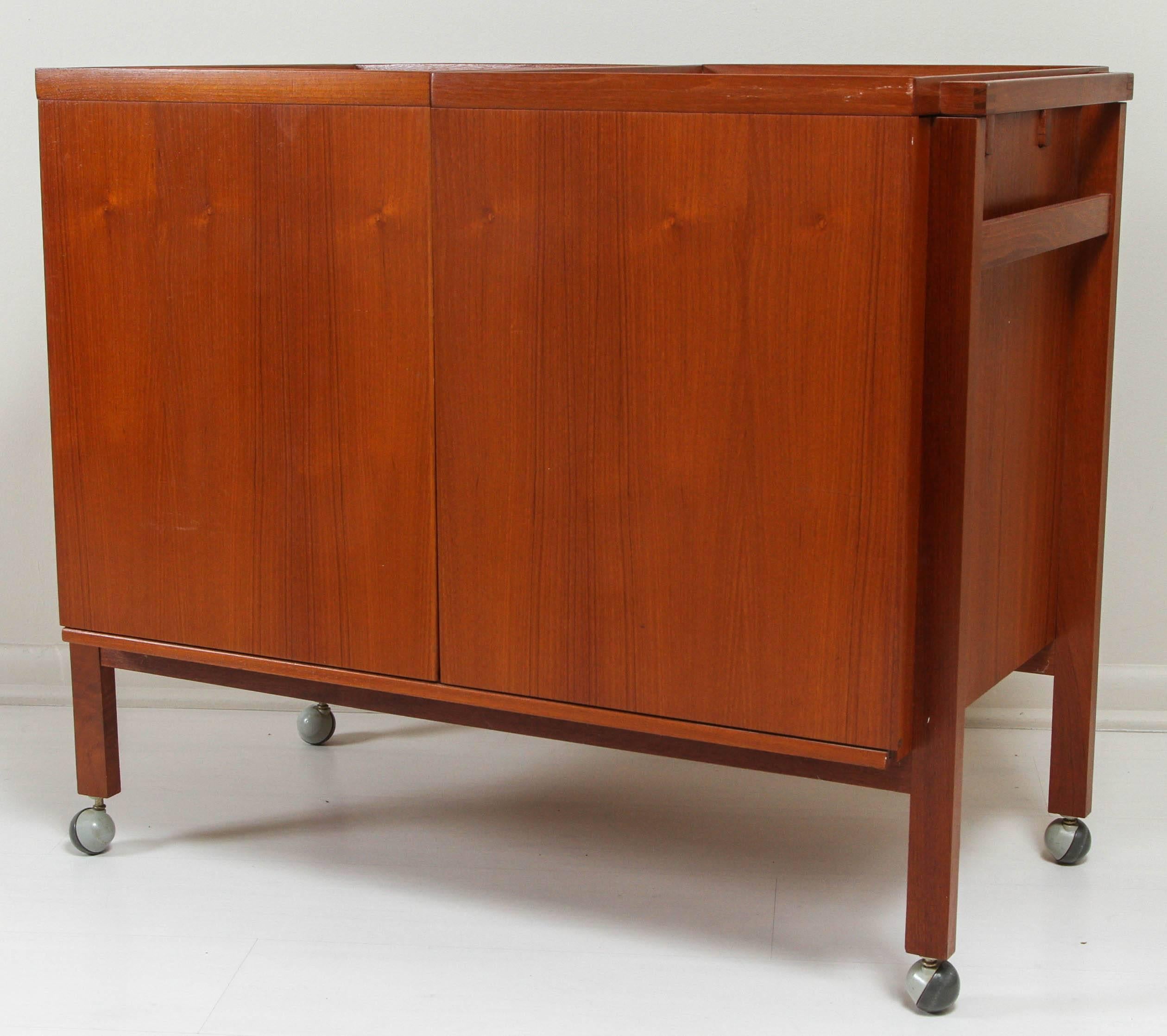 Mid-Century bar cart by Niels Erick Glasdam Jensen.